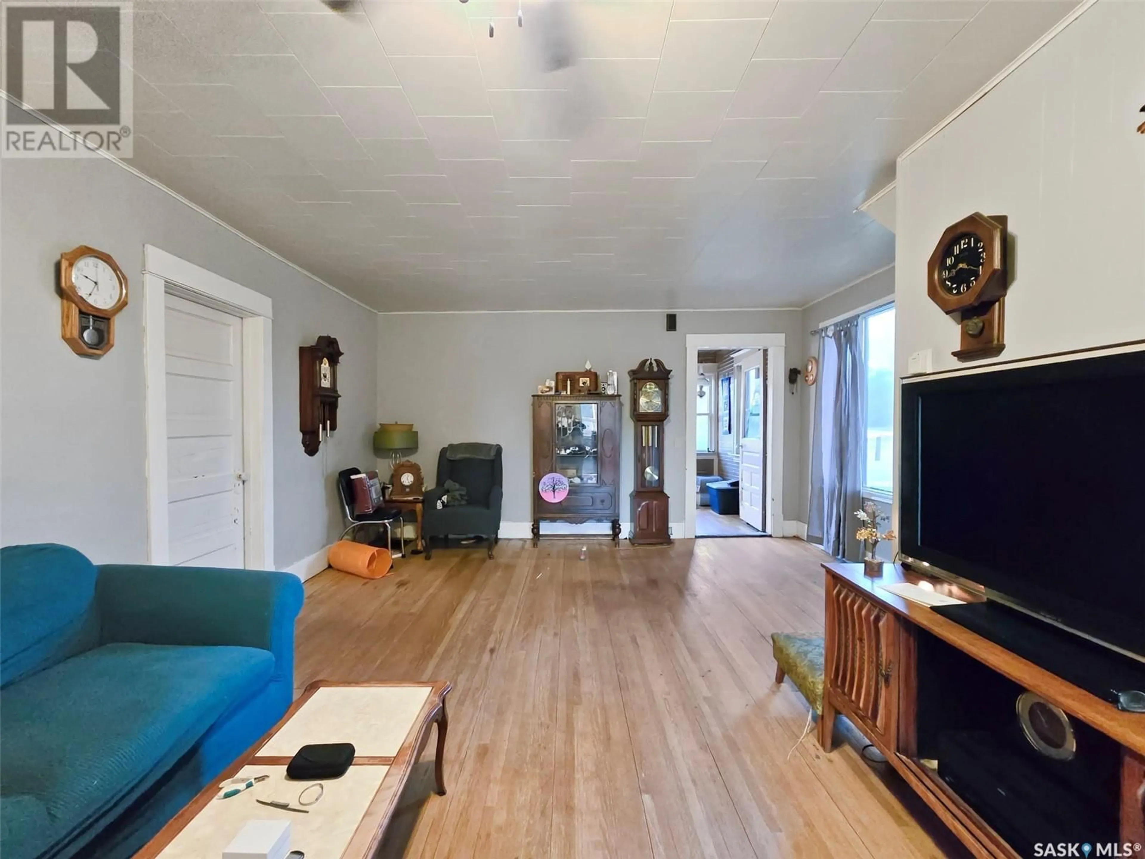 A pic of a room for 110 2ND AVENUE, Young Saskatchewan S0K4Y0