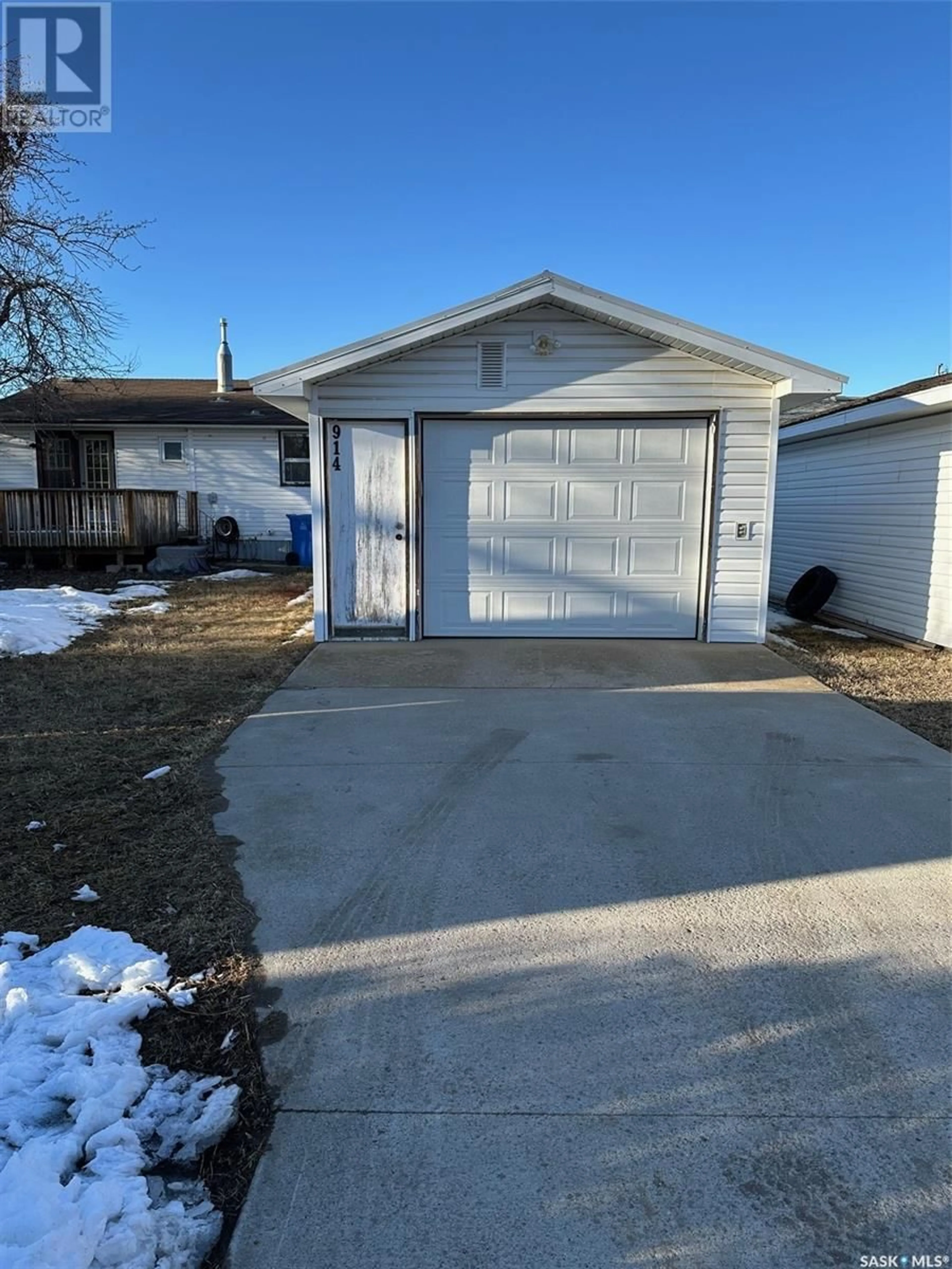 Shed for 914 GEORGE STREET, Estevan Saskatchewan S4A1M6
