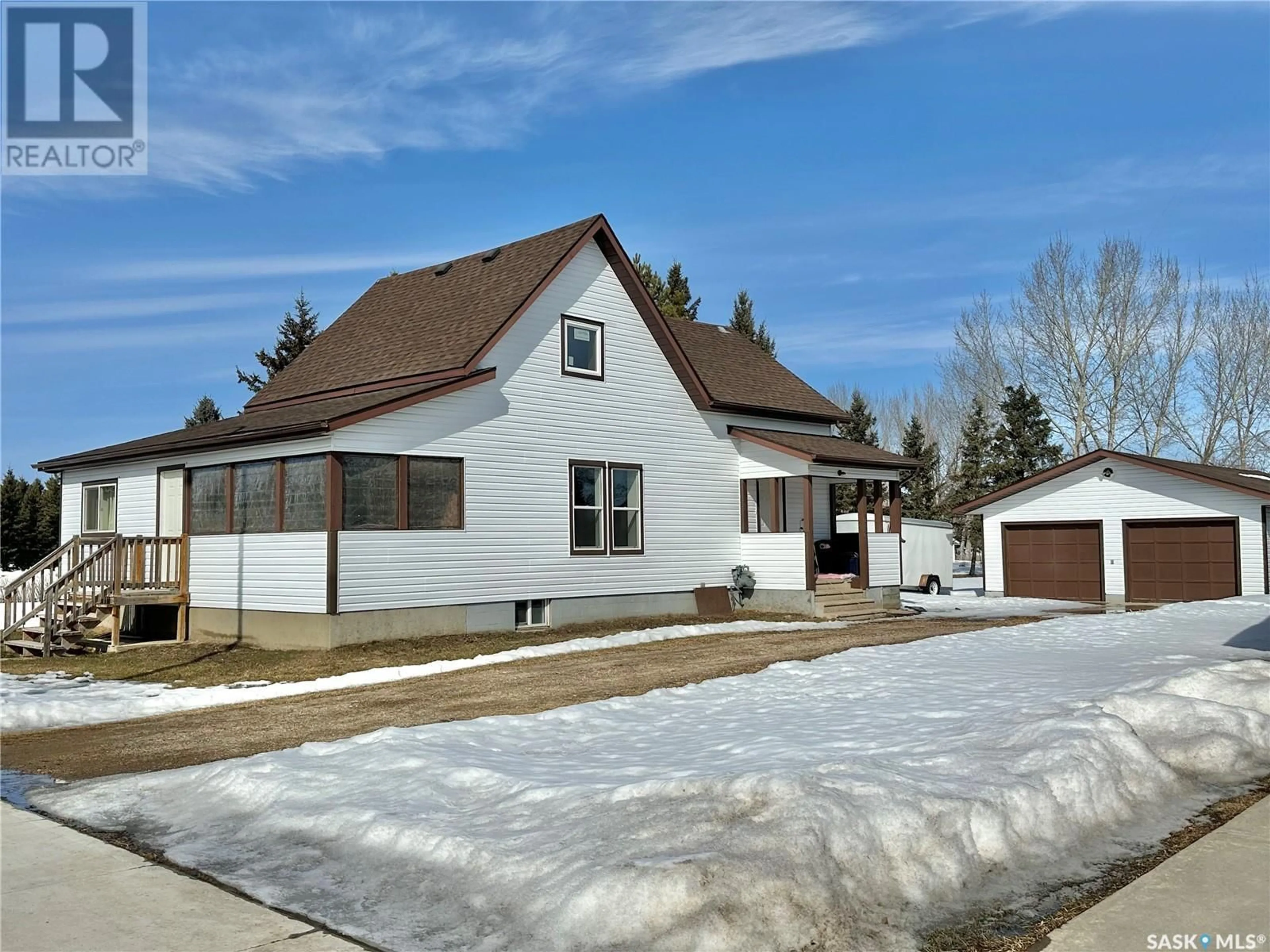 Home with vinyl exterior material, street for 440 1ST AVENUE, Canwood Saskatchewan S0J0K0
