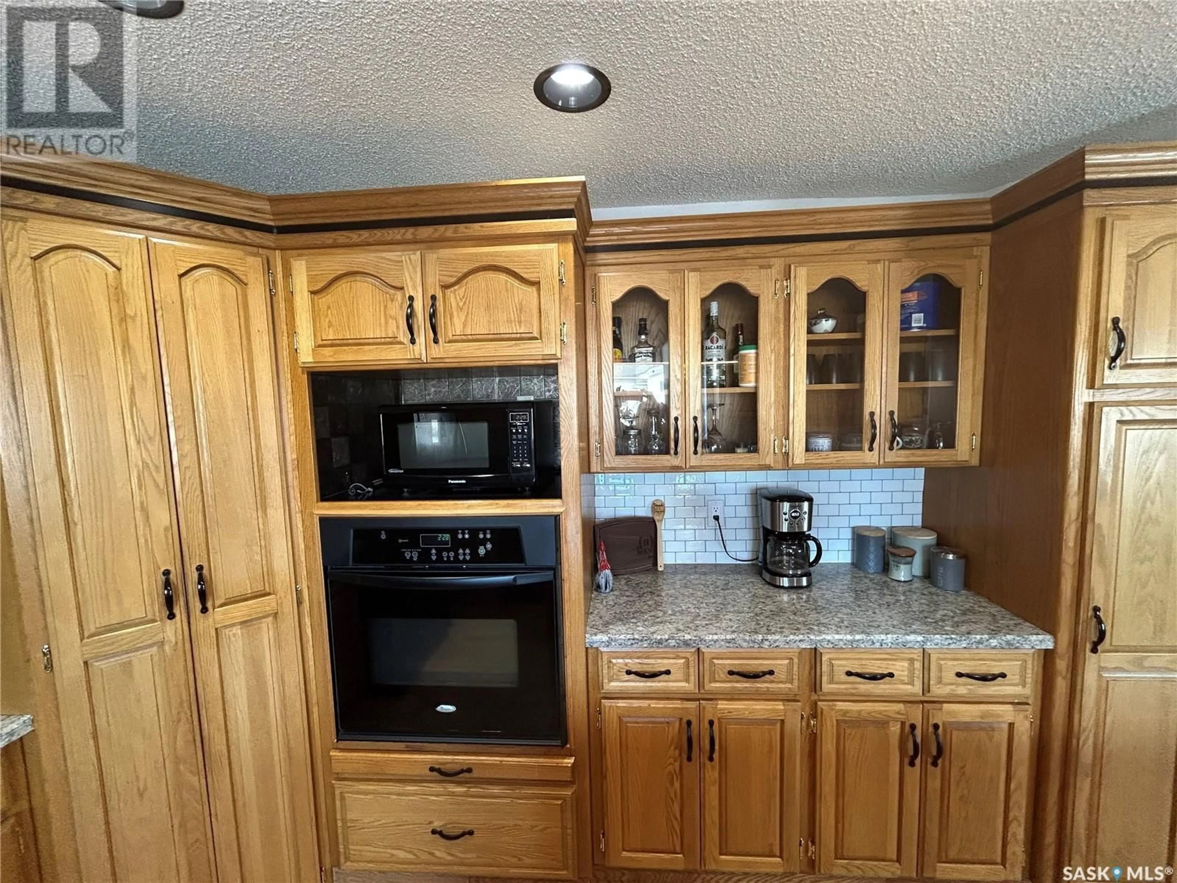 Standard kitchen, unknown for 854 SMITH STREET, Estevan Saskatchewan S4A1J9