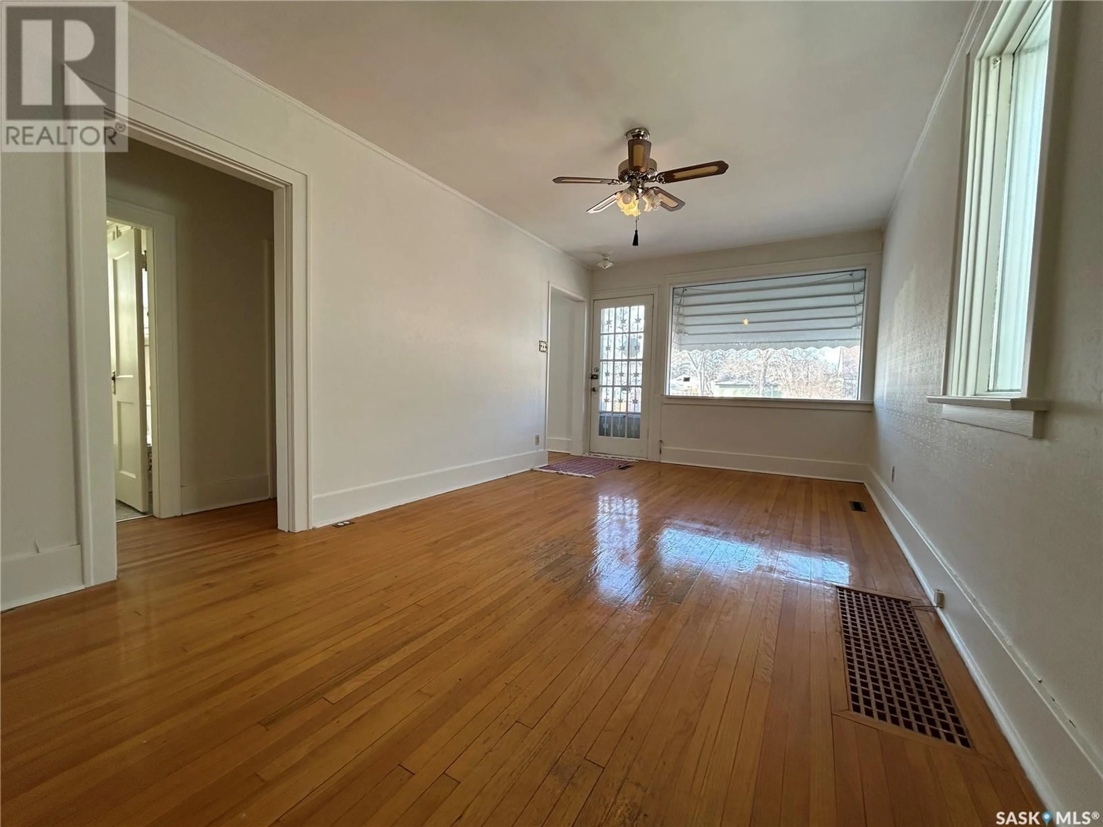 A pic of a room for 1535 ELPHINSTONE STREET, Regina Saskatchewan S4T3M9