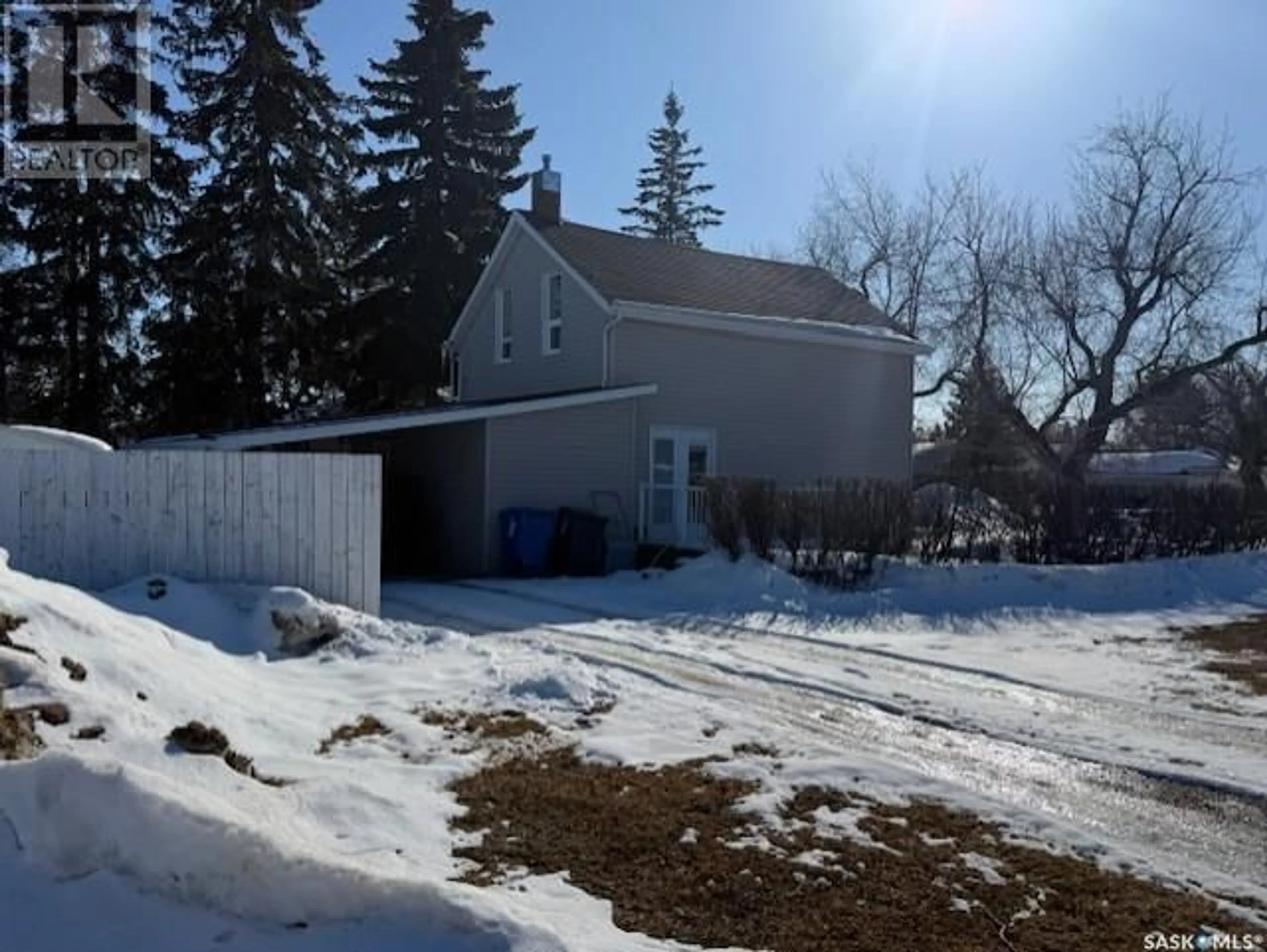 Shed for 734 Prince Edward STREET, Melville Saskatchewan S0A2P0