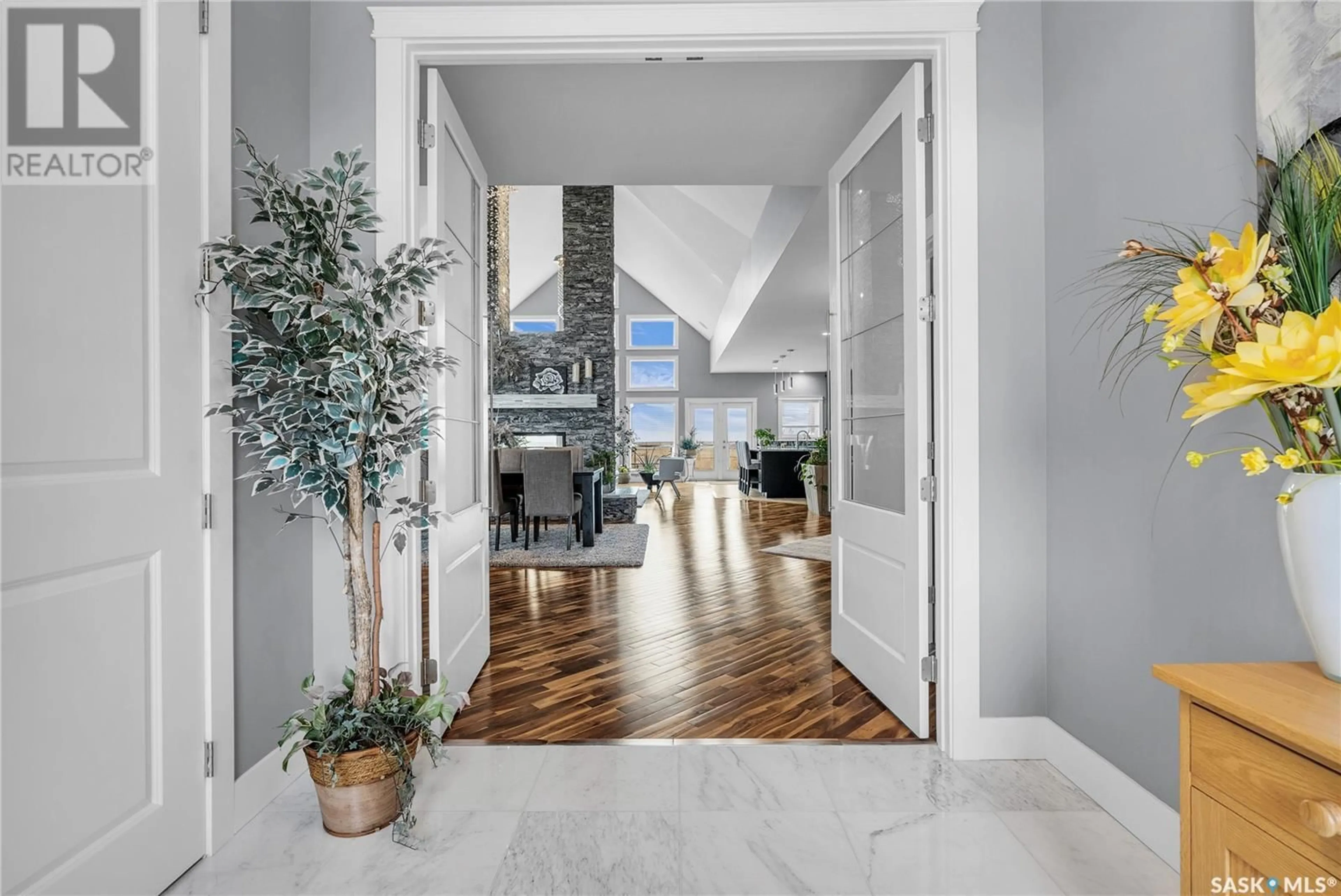 Indoor entryway for 104 ASPEN WAY, Aberdeen Rm No. 373 Saskatchewan S7K3J9