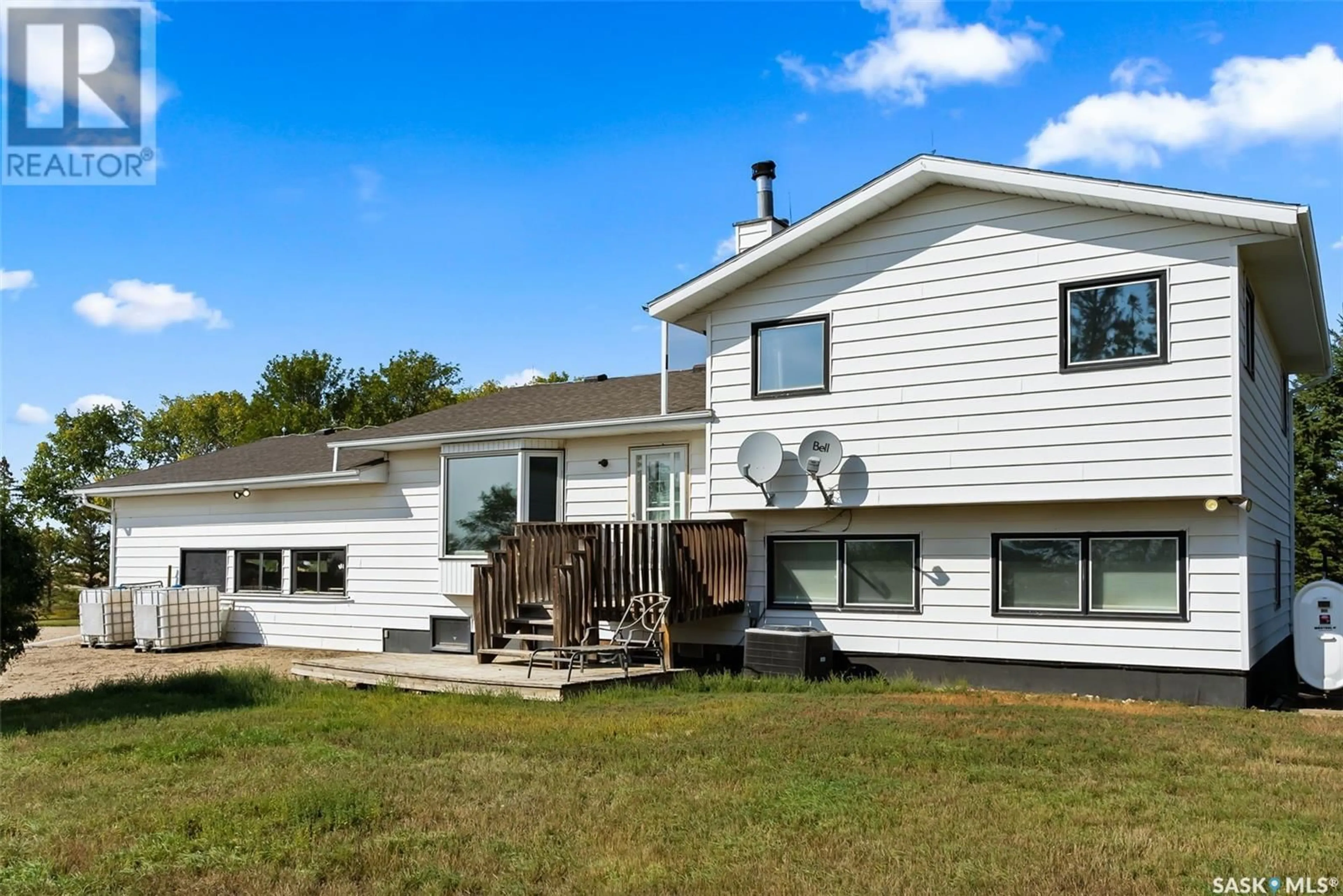 Home with vinyl exterior material, building for Lewis Acreage, Bratt's Lake Rm No. 129 Saskatchewan S0G3L0