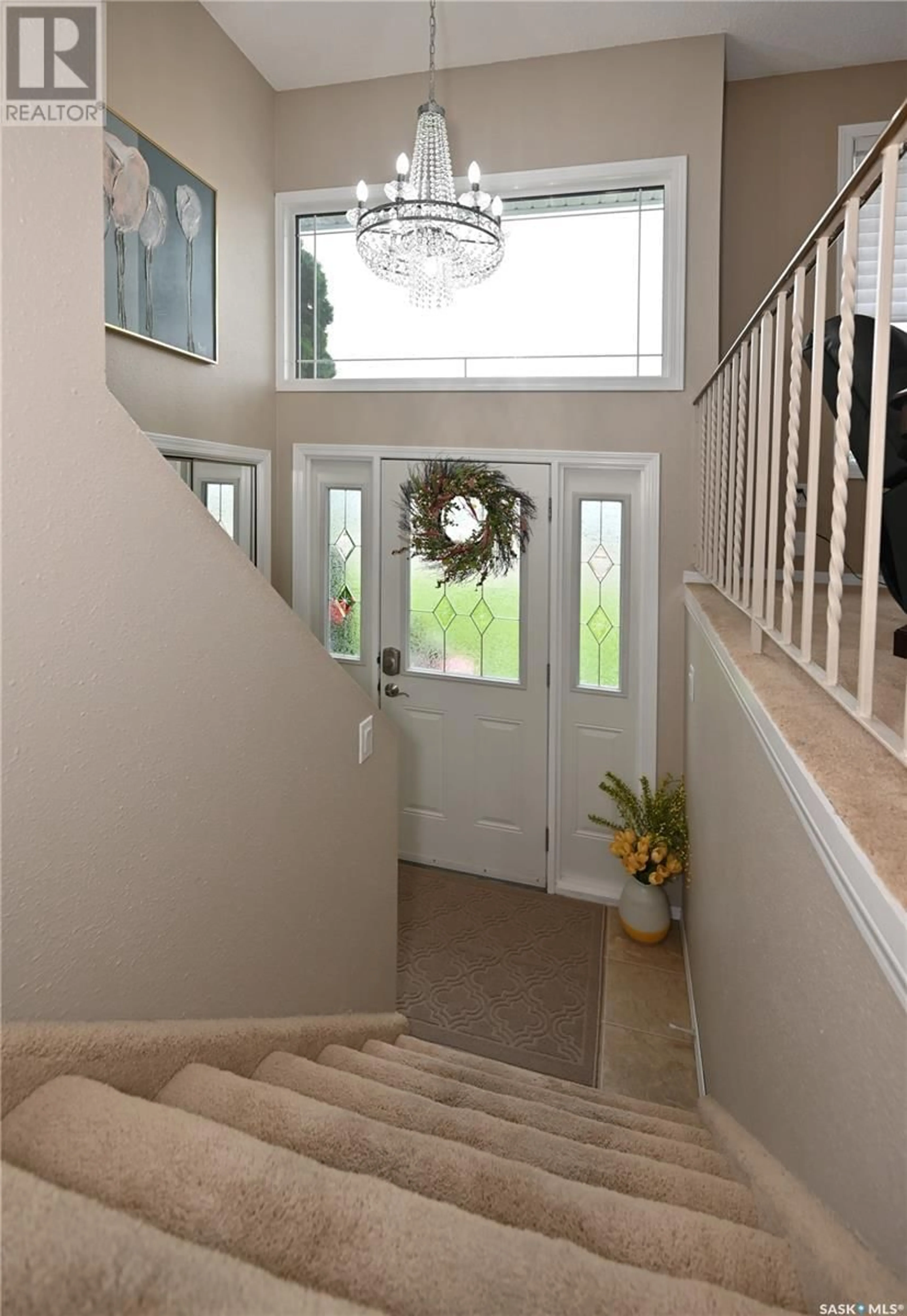 Indoor entryway for 1275 Veterans CRESCENT, Estevan Saskatchewan S4A1Z9