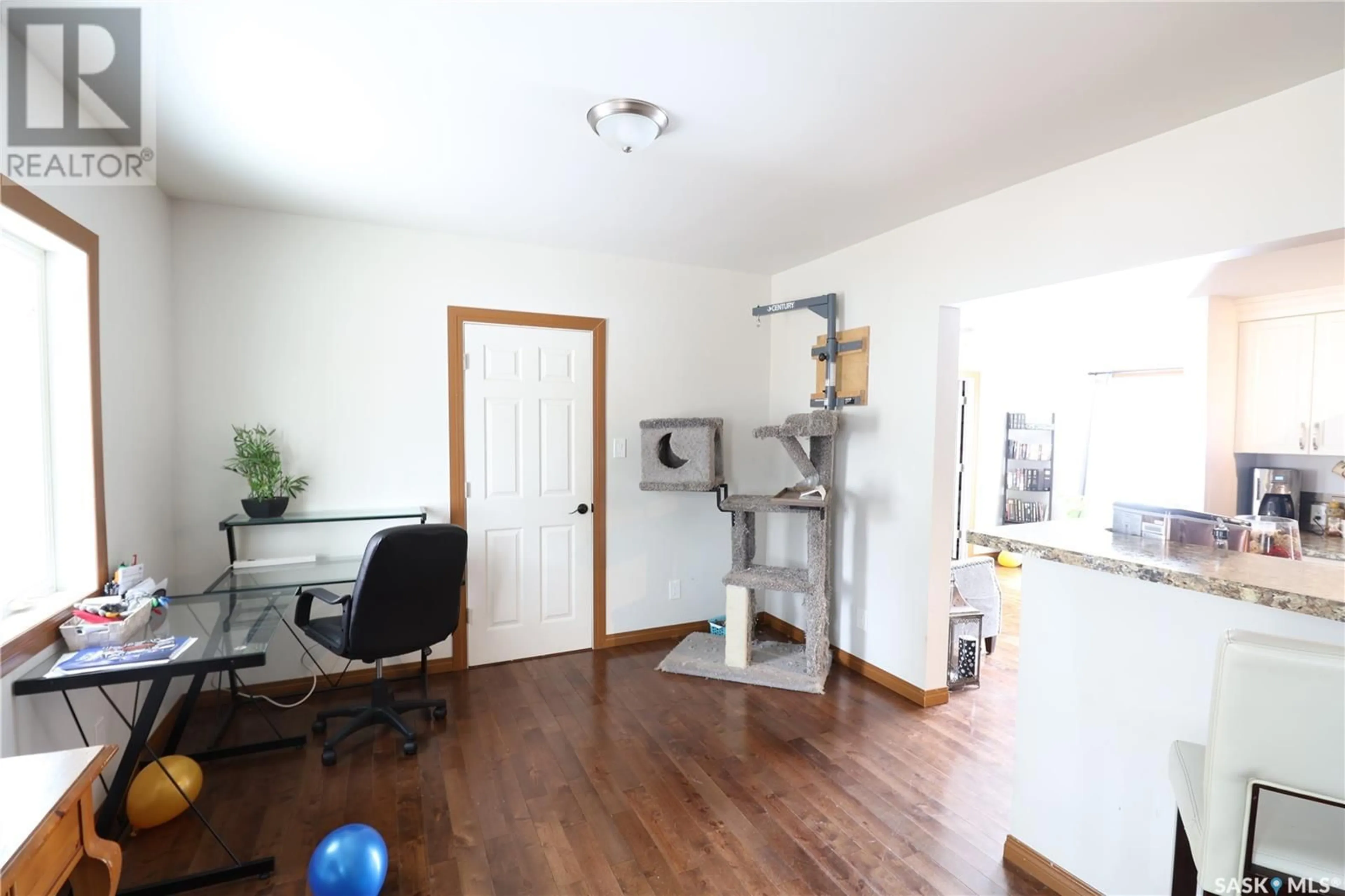 A pic of a room for 5 HILLSIDE TRAILER COURT, Lumsden Saskatchewan S0G3C0
