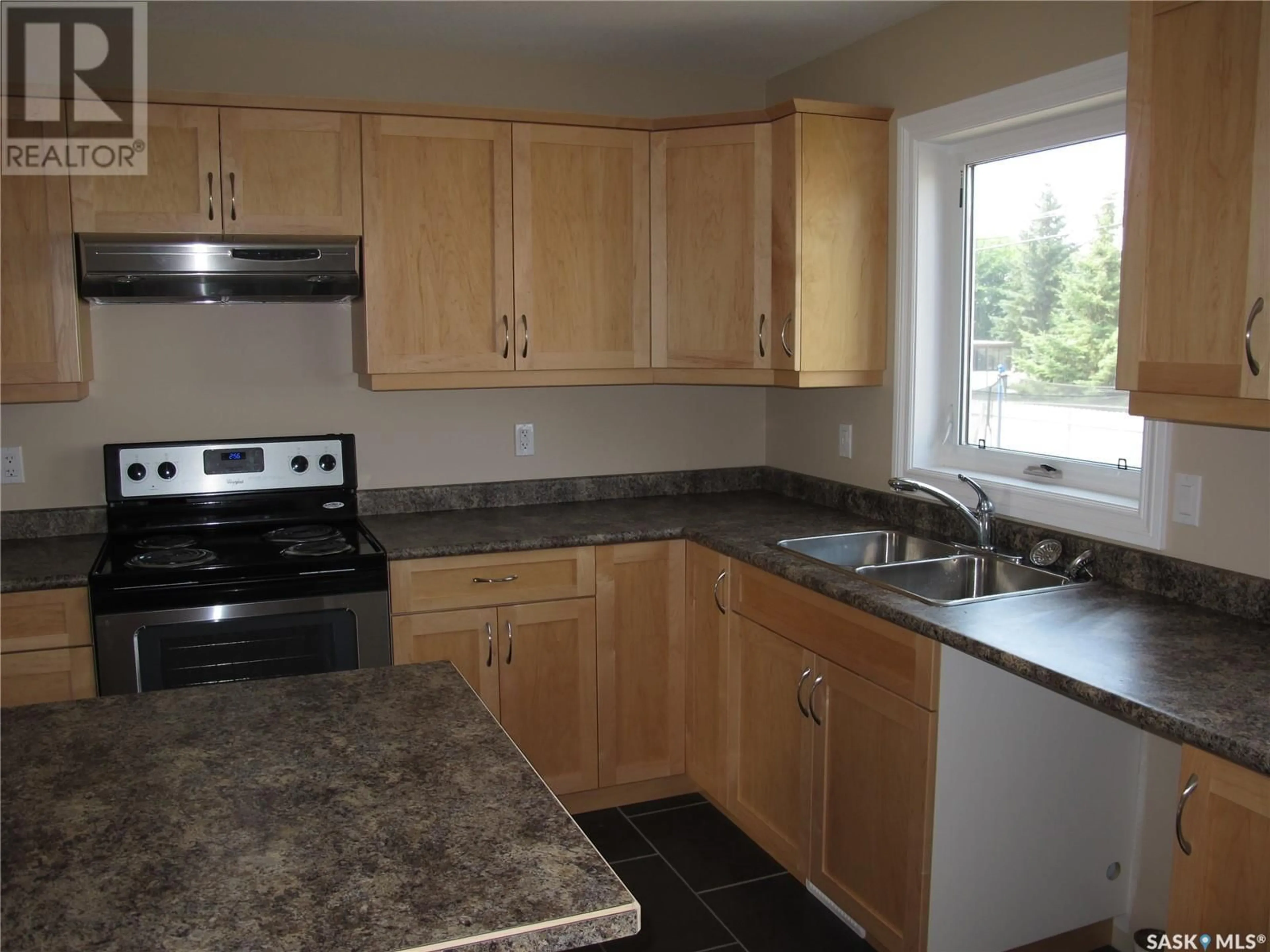 Standard kitchen, unknown for 436 13TH STREET, Prince Albert Saskatchewan S6V3G5