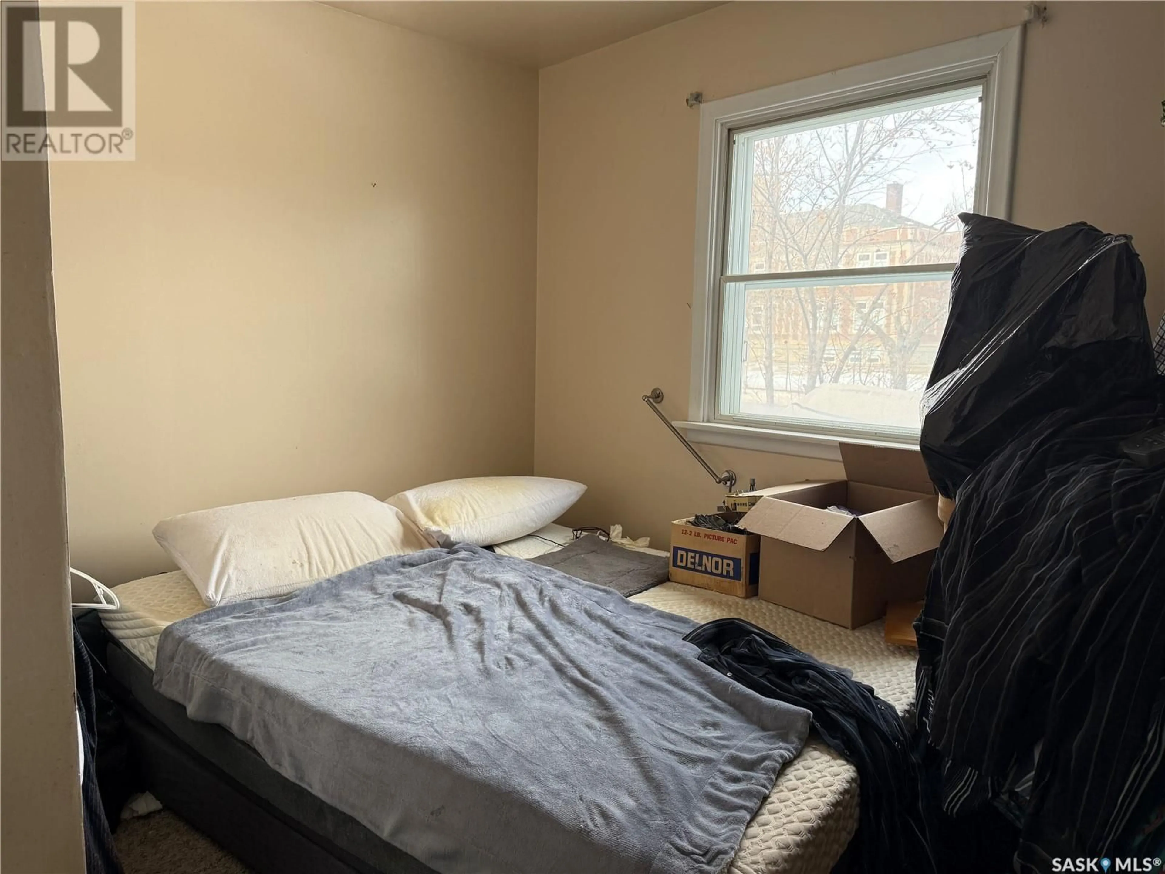 A pic of a room for E - 669 STADACONA STREET, Moose Jaw Saskatchewan S6H0K1