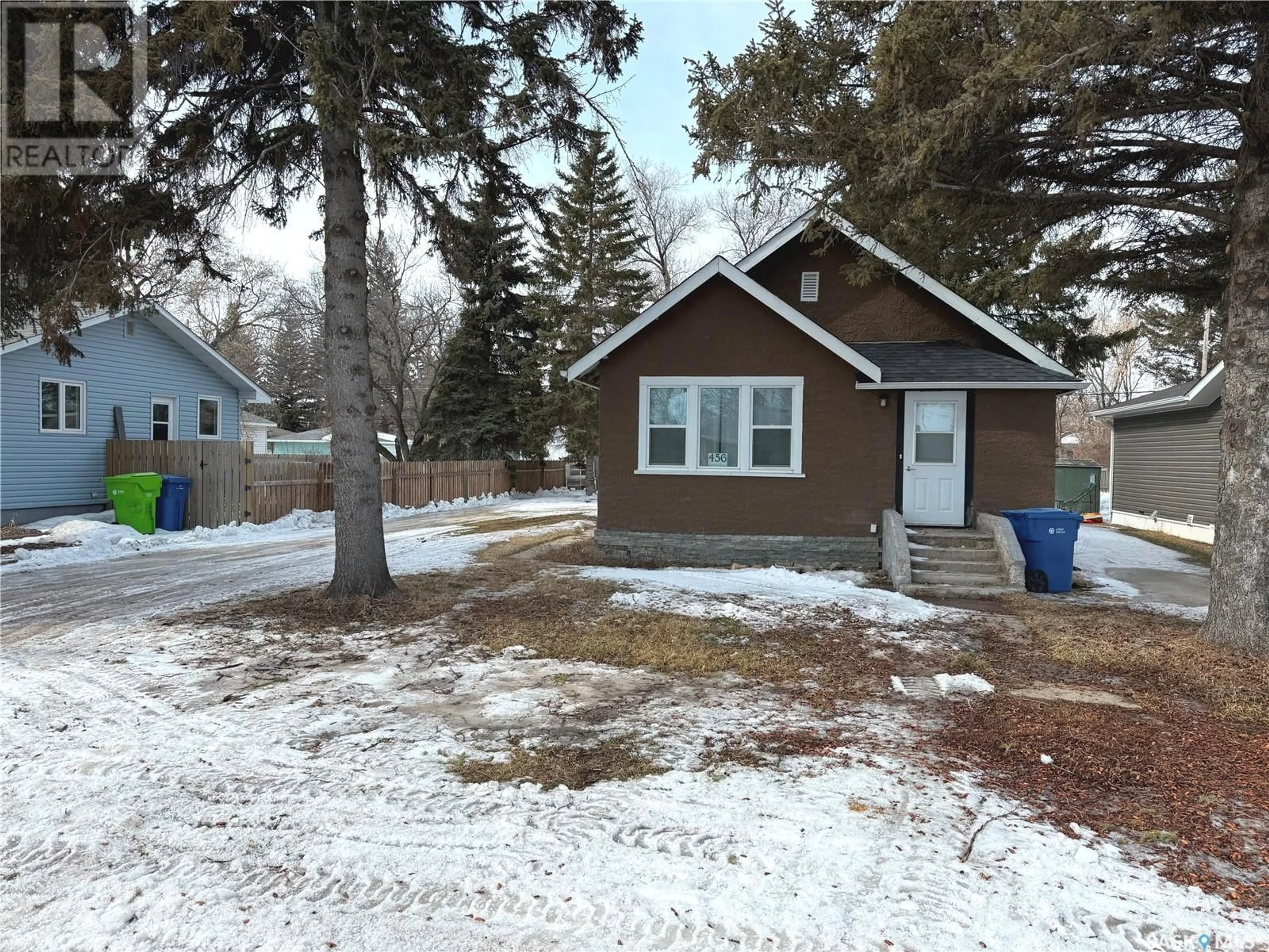 Home with vinyl exterior material, street for 456 COMPANY AVENUE, Fort Qu'Appelle Saskatchewan S0G1S0