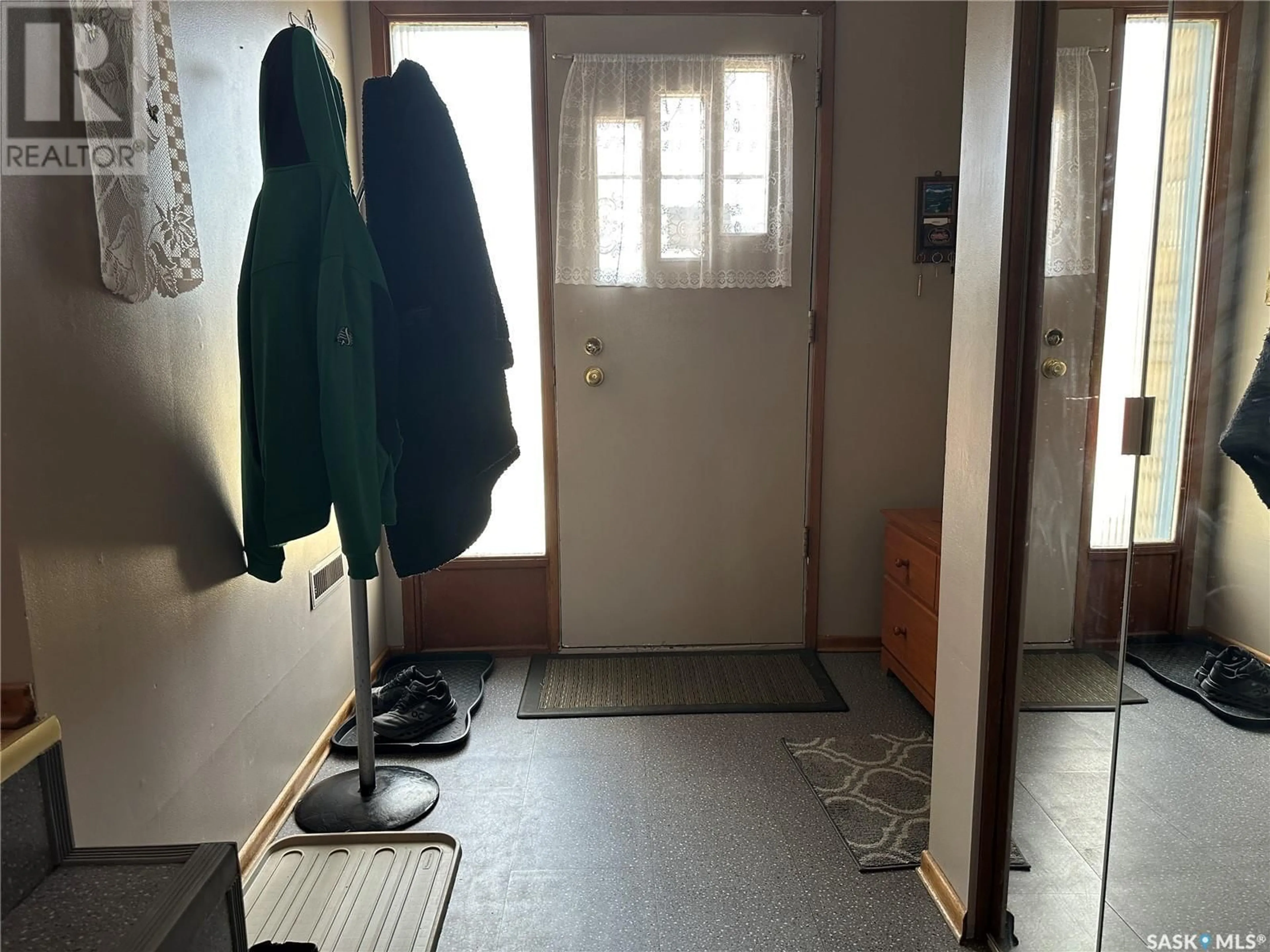 Unknown for 525 MAIN STREET, Radville Saskatchewan S0C2G0