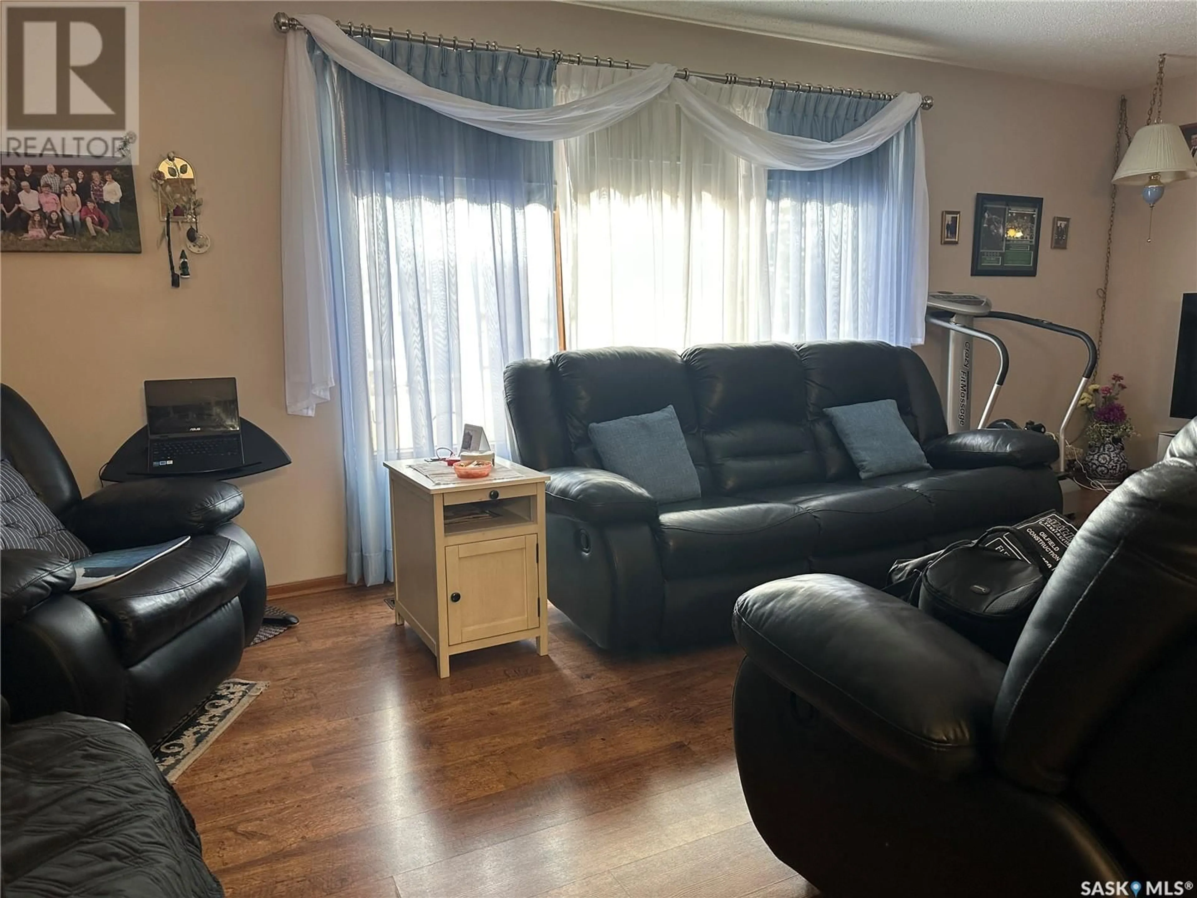 Living room with furniture, unknown for 525 MAIN STREET, Radville Saskatchewan S0C2G0