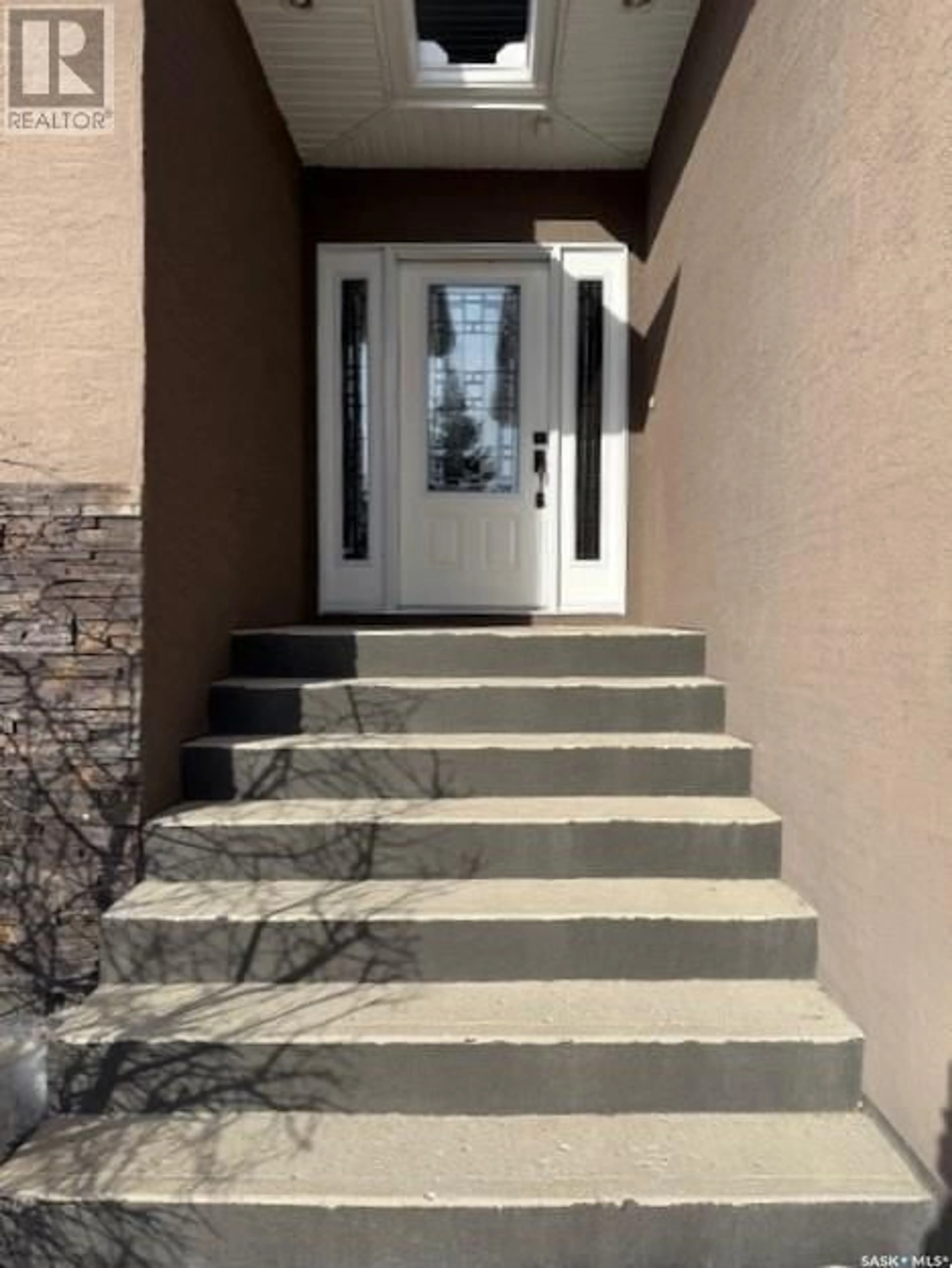 Stairs for 9 PARK BOULEVARD, Melville Saskatchewan S0A2P0