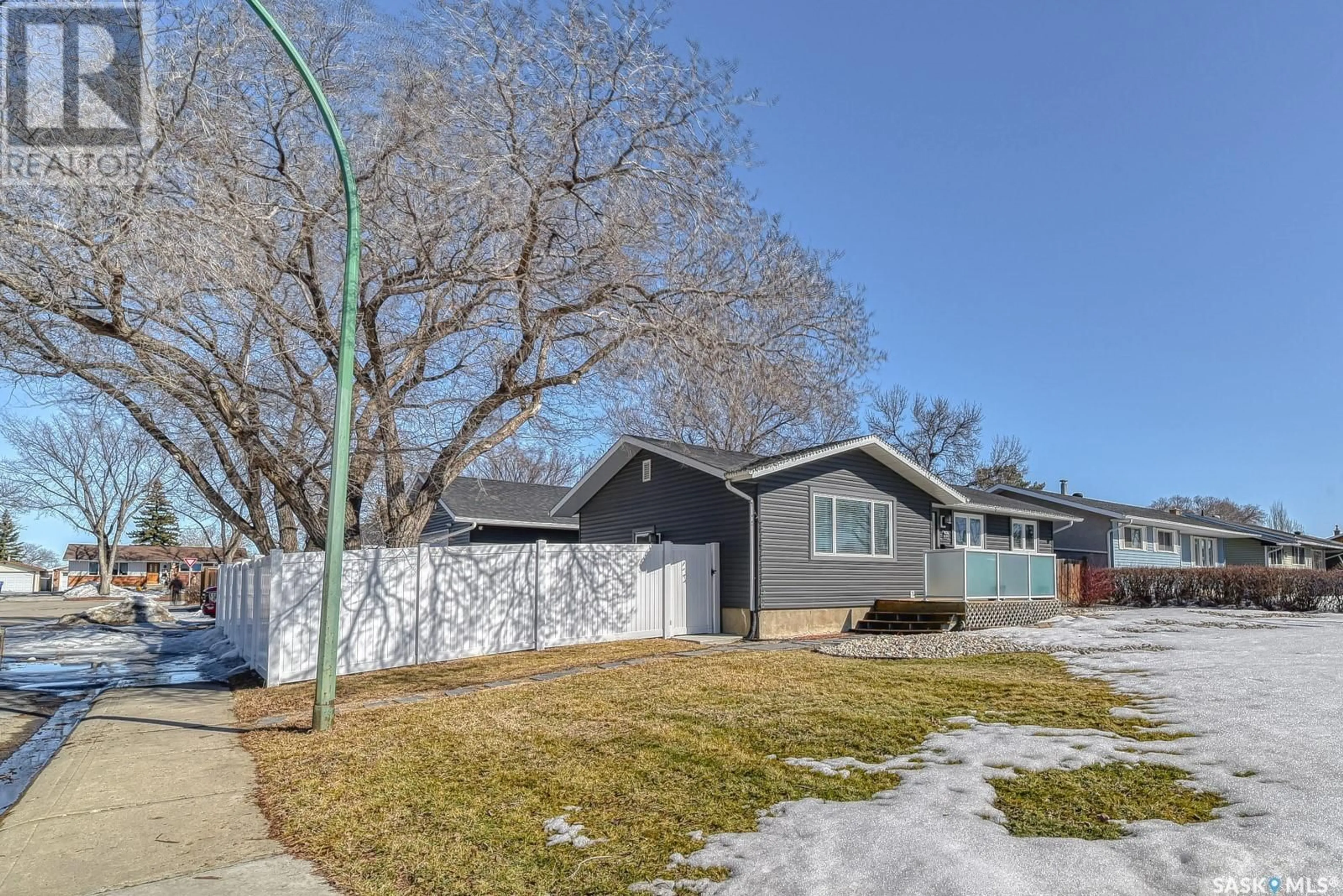 Unknown for 130 UPLAND DRIVE, Regina Saskatchewan S4R0C3