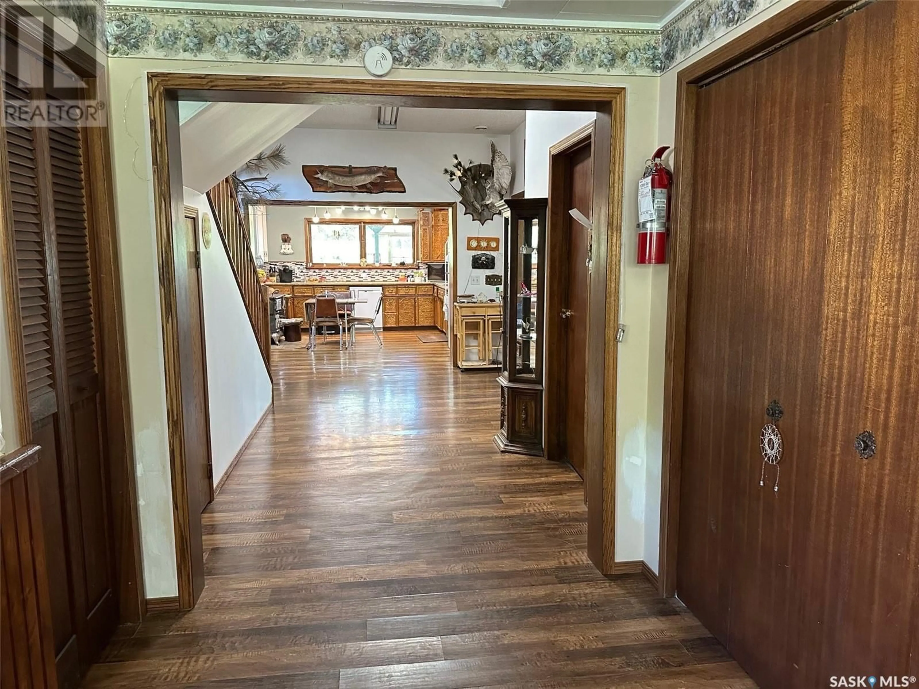 Indoor foyer for 441 2ND AVENUE, Benson Saskatchewan S0C0L0