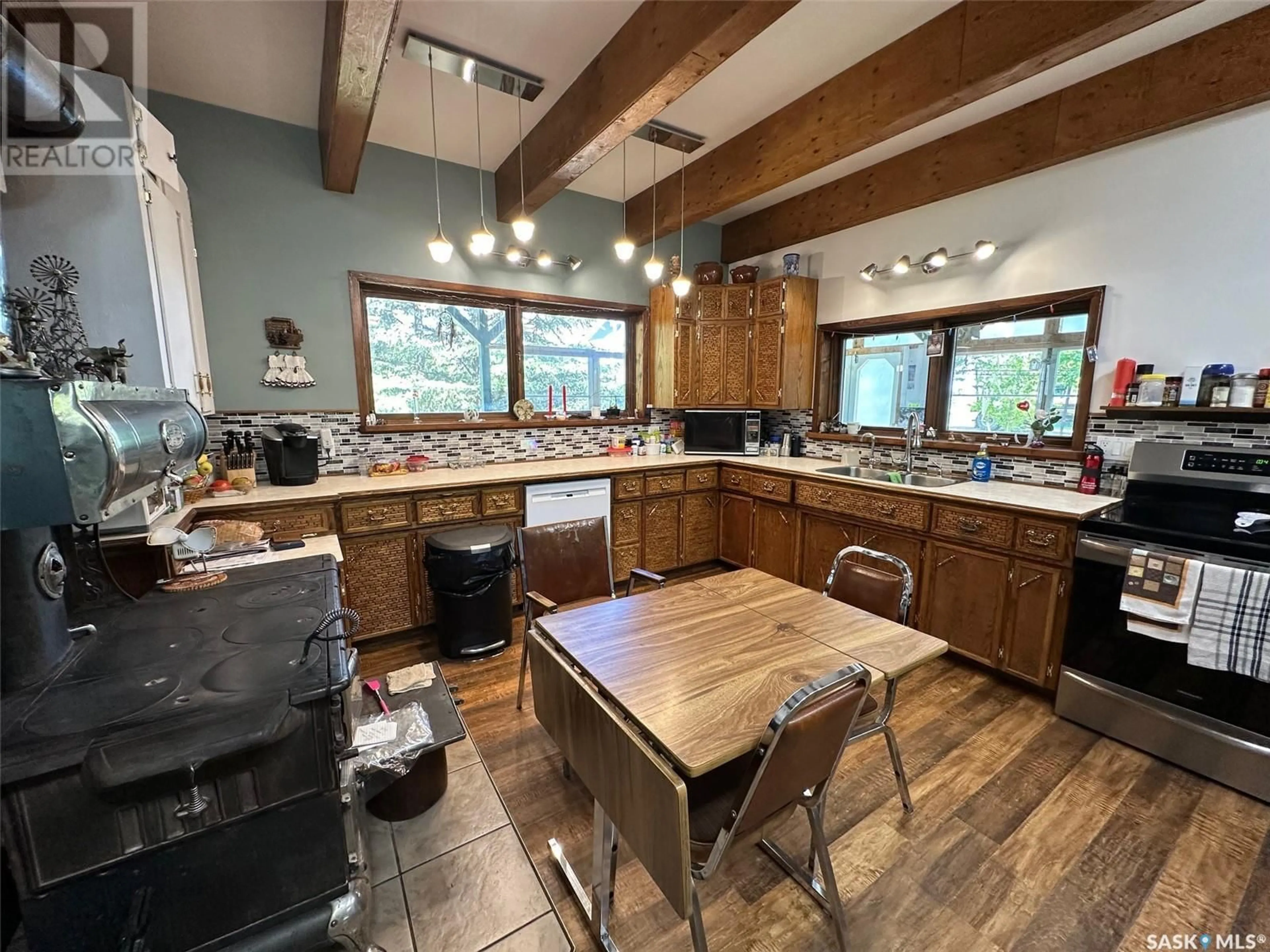 Open concept kitchen, unknown for 441 2ND AVENUE, Benson Saskatchewan S0C0L0