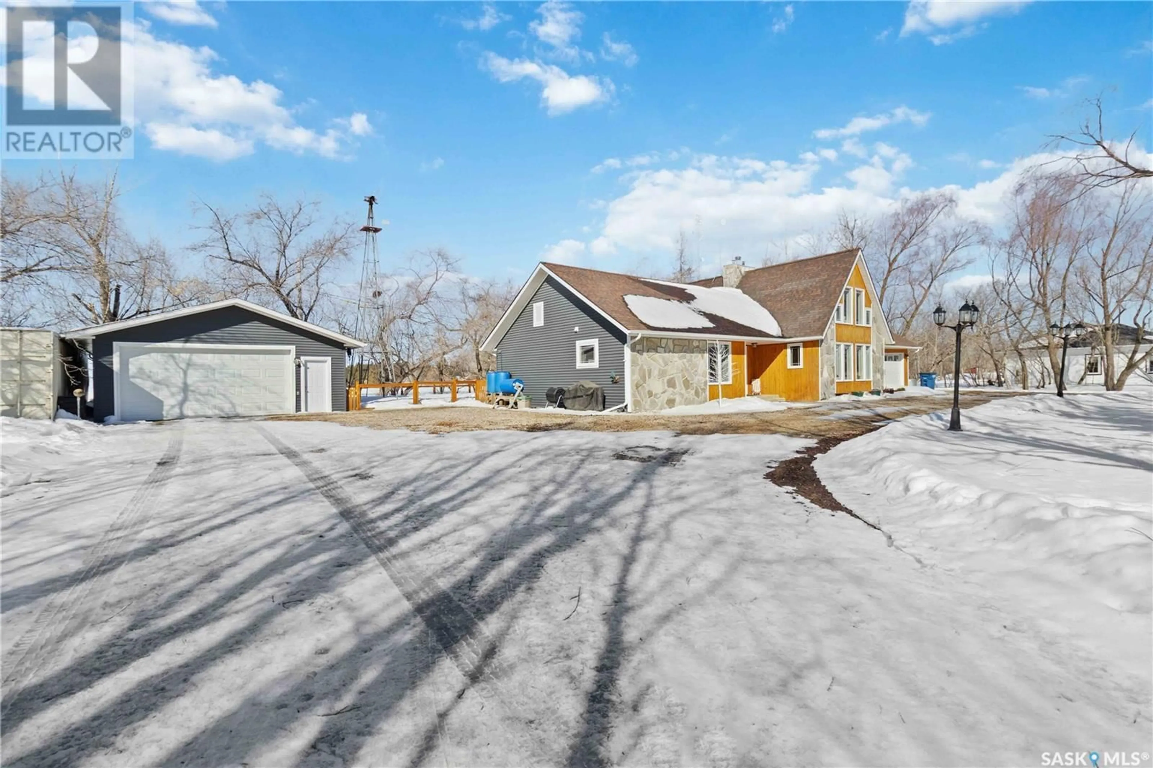 A pic from outside/outdoor area/front of a property/back of a property/a pic from drone, street for 217 GAREAU STREET, St. Isidore De Bellevue Saskatchewan S0K3Y0