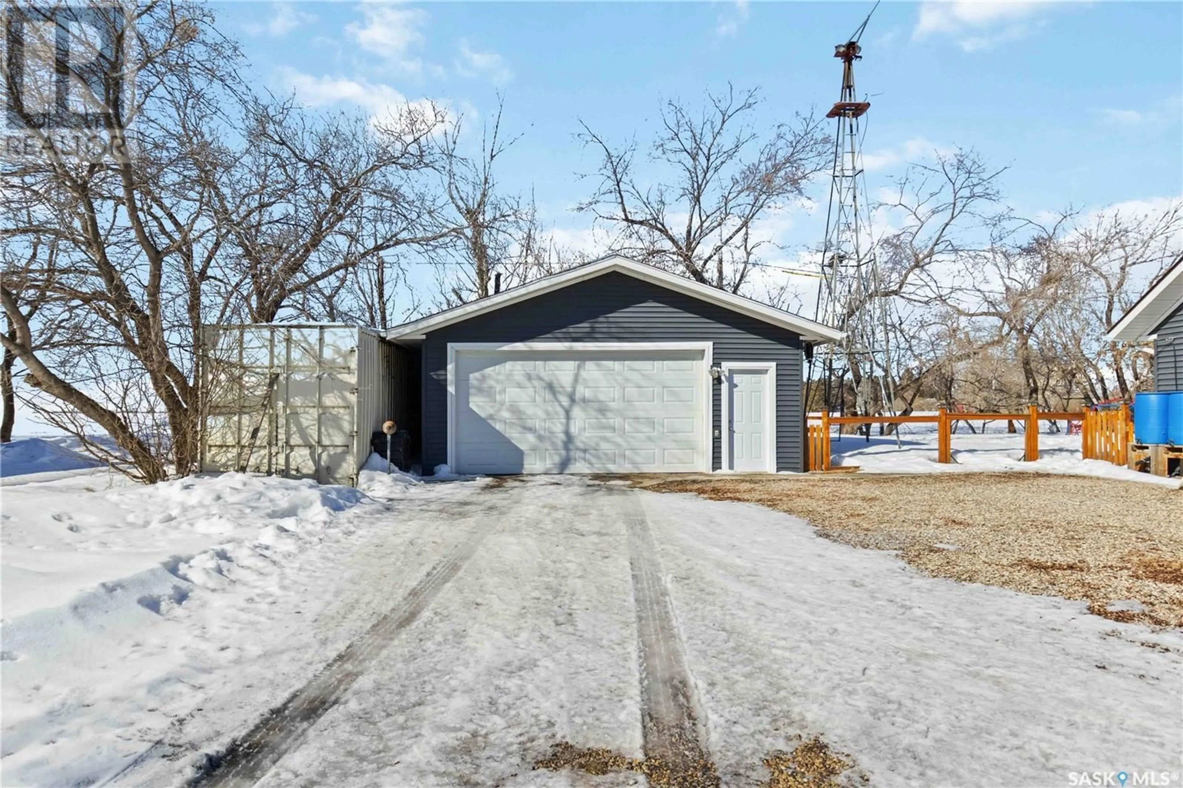 Indoor garage for 217 GAREAU STREET, St. Isidore De Bellevue Saskatchewan S0K3Y0