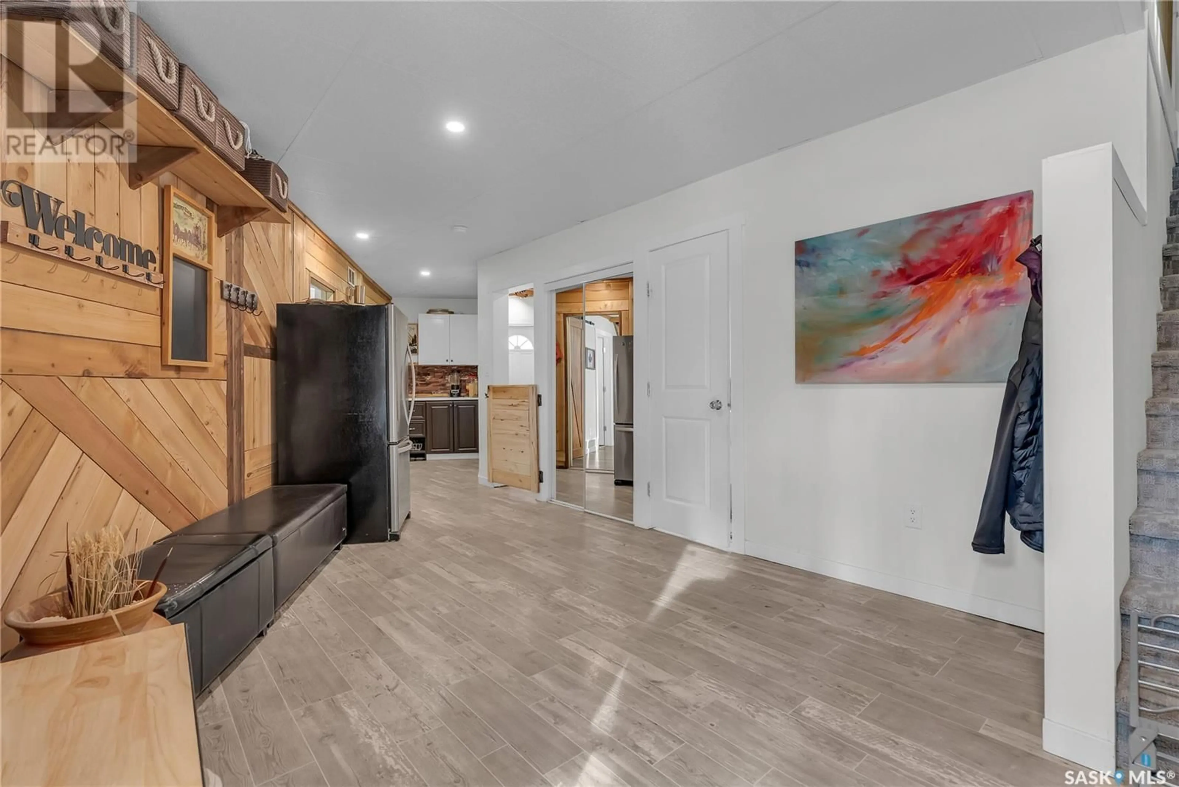 Indoor entryway for 102 MOORE DRIVE, Christopher Lake Saskatchewan S0J0N0