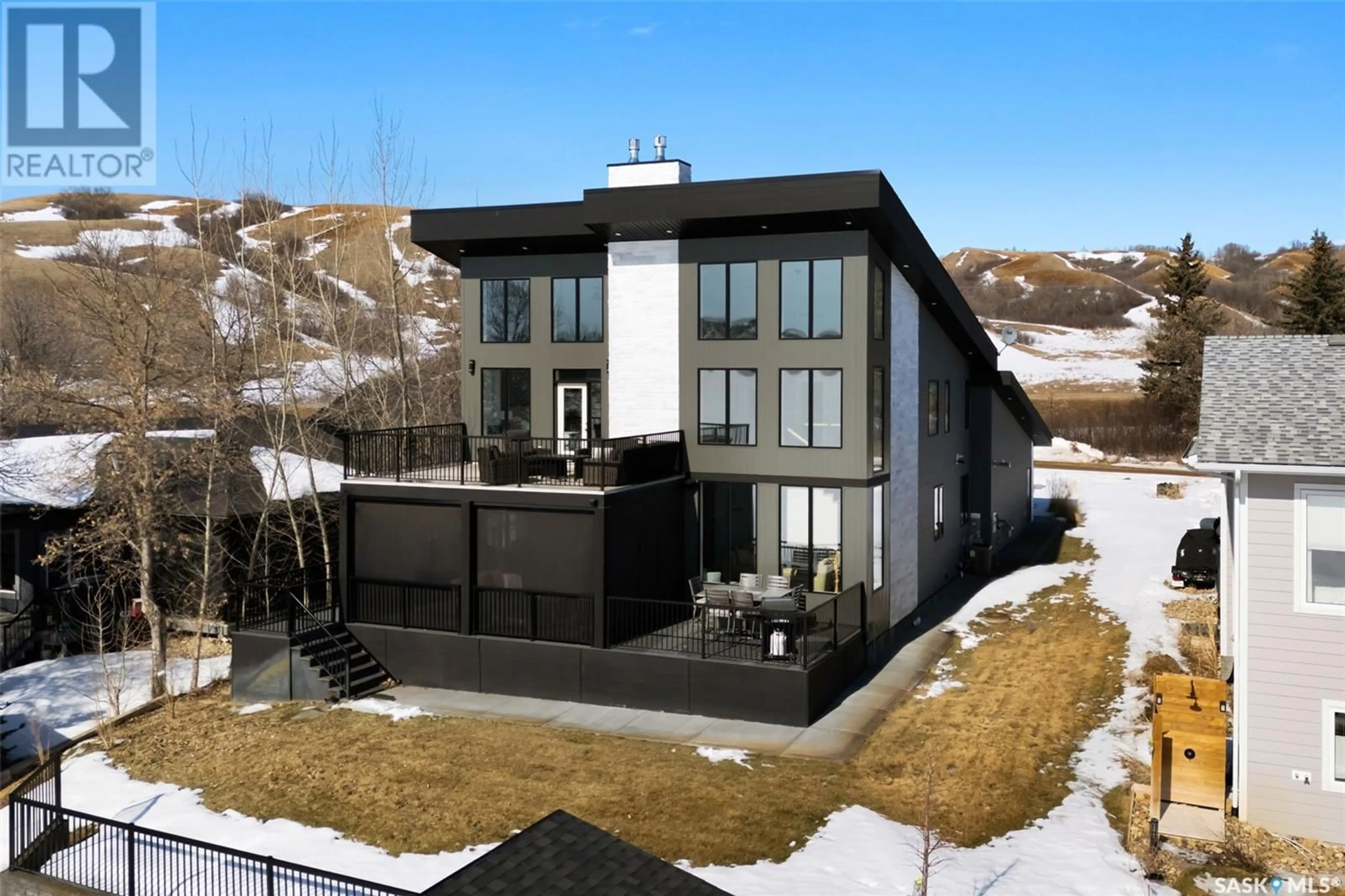 Home with vinyl exterior material, building for 802 GROOMES VISTA ROAD, North Qu'Appelle Rm No. 187 Saskatchewan S0G1S0