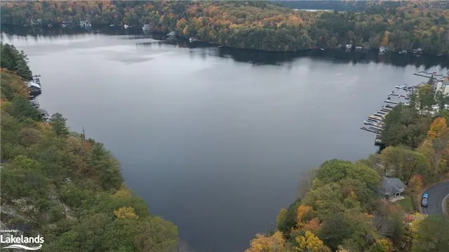 6 ARMSTRONG POINT Rd, Port Carling 4