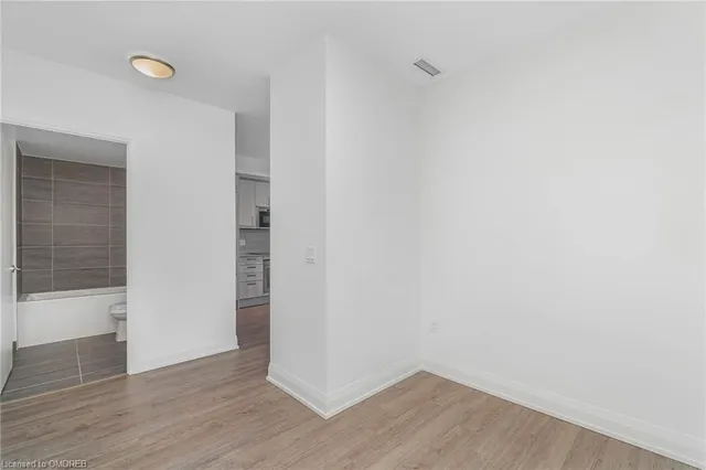 77 MUTUAL St, Toronto 5