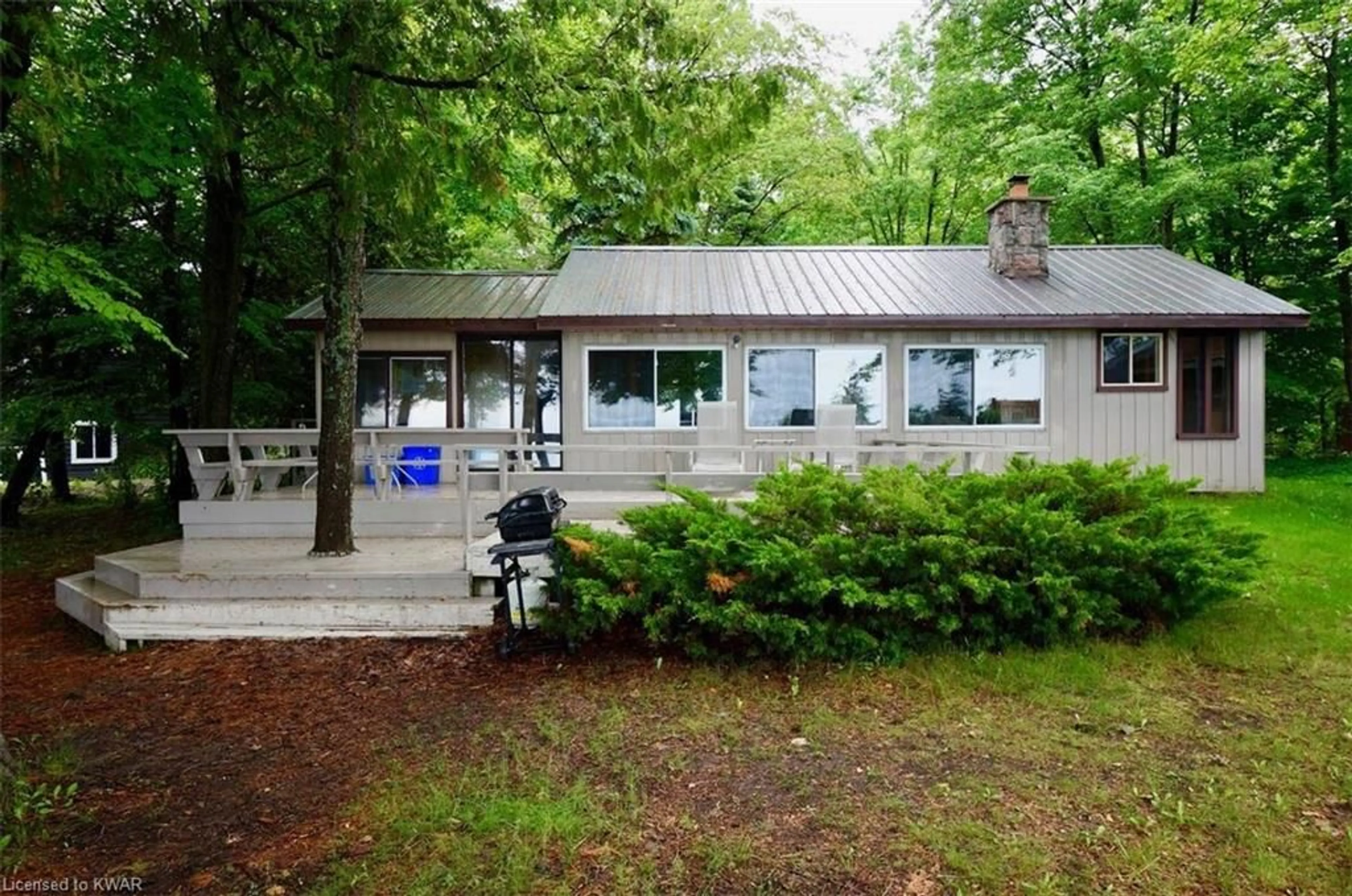 Outside view for 1536 Tiny Beaches Rd, Tiny Ontario L9M 1R3