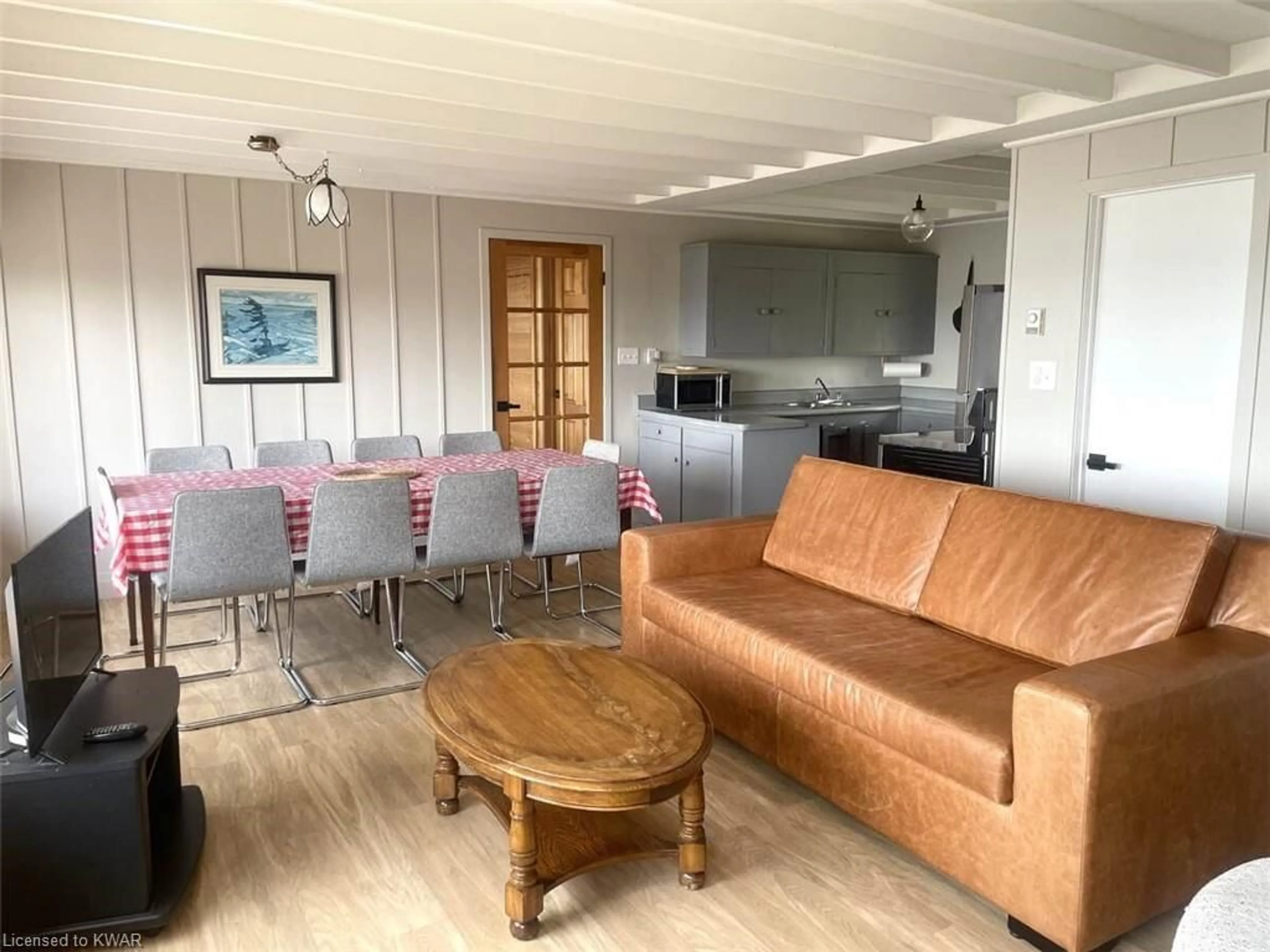 Dining room, cottage for 1536 Tiny Beaches Rd, Tiny Ontario L9M 1R3