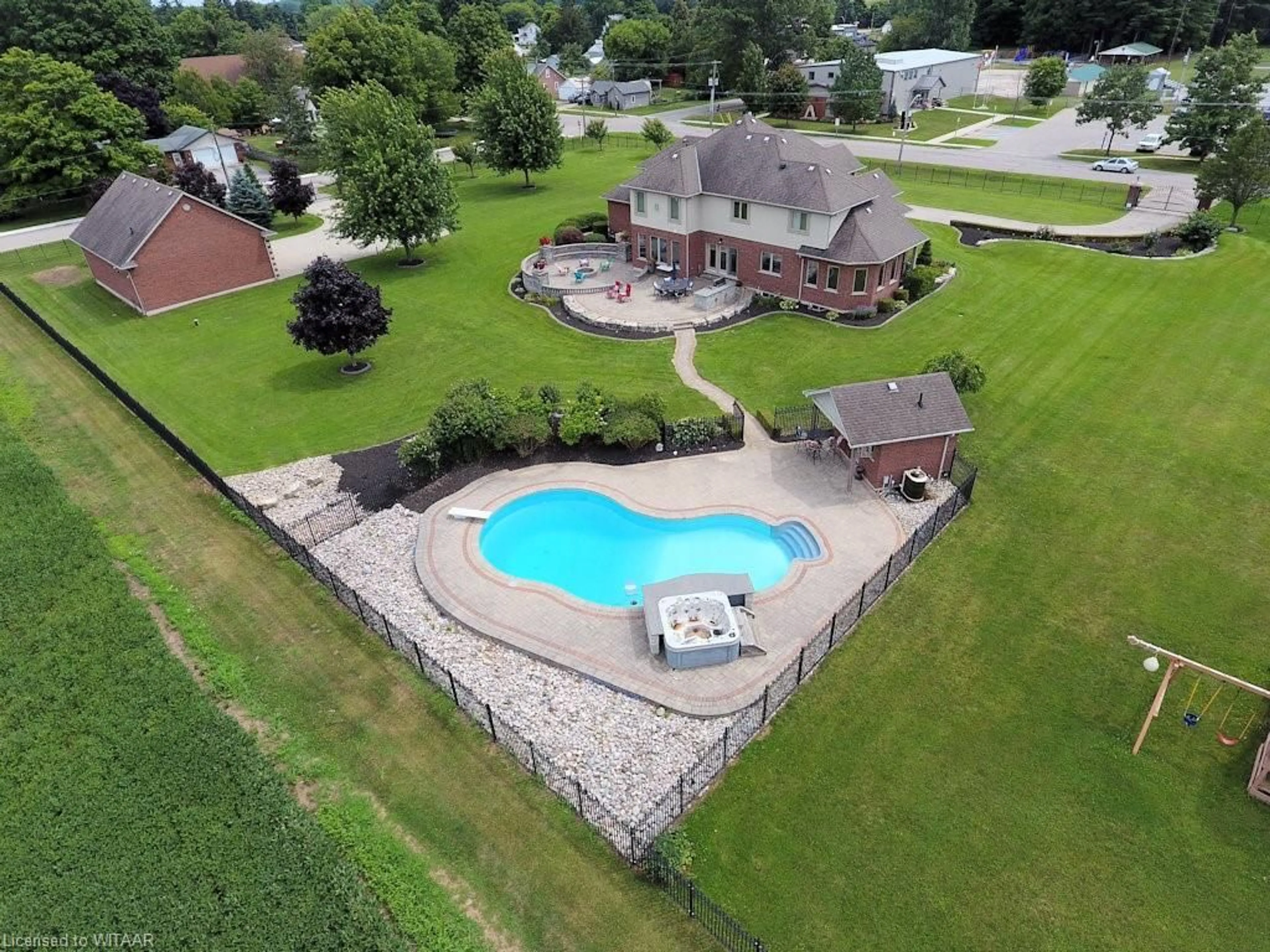 Indoor or outdoor pool for 56170 Heritage Line, Straffordville Ontario N0J 1Y0