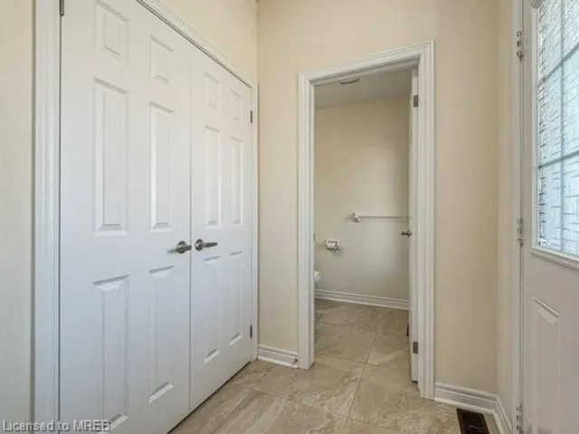 1150 Upper Thames Drive Dr, Woodstock 3