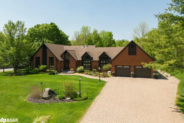 10 Trillium Trail, Oro-Medonte 2