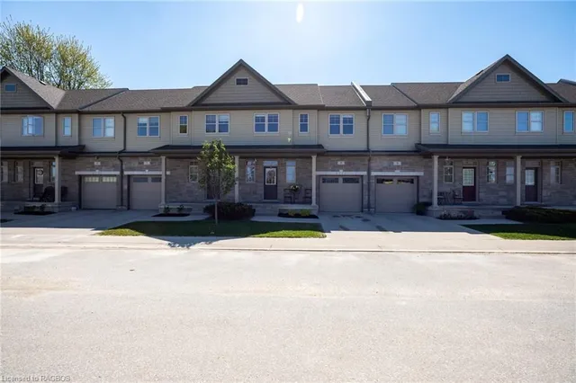 935 Goderich St #8, Port Elgin