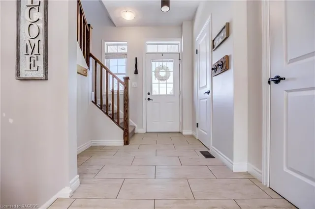935 Goderich St #8, Port Elgin 3