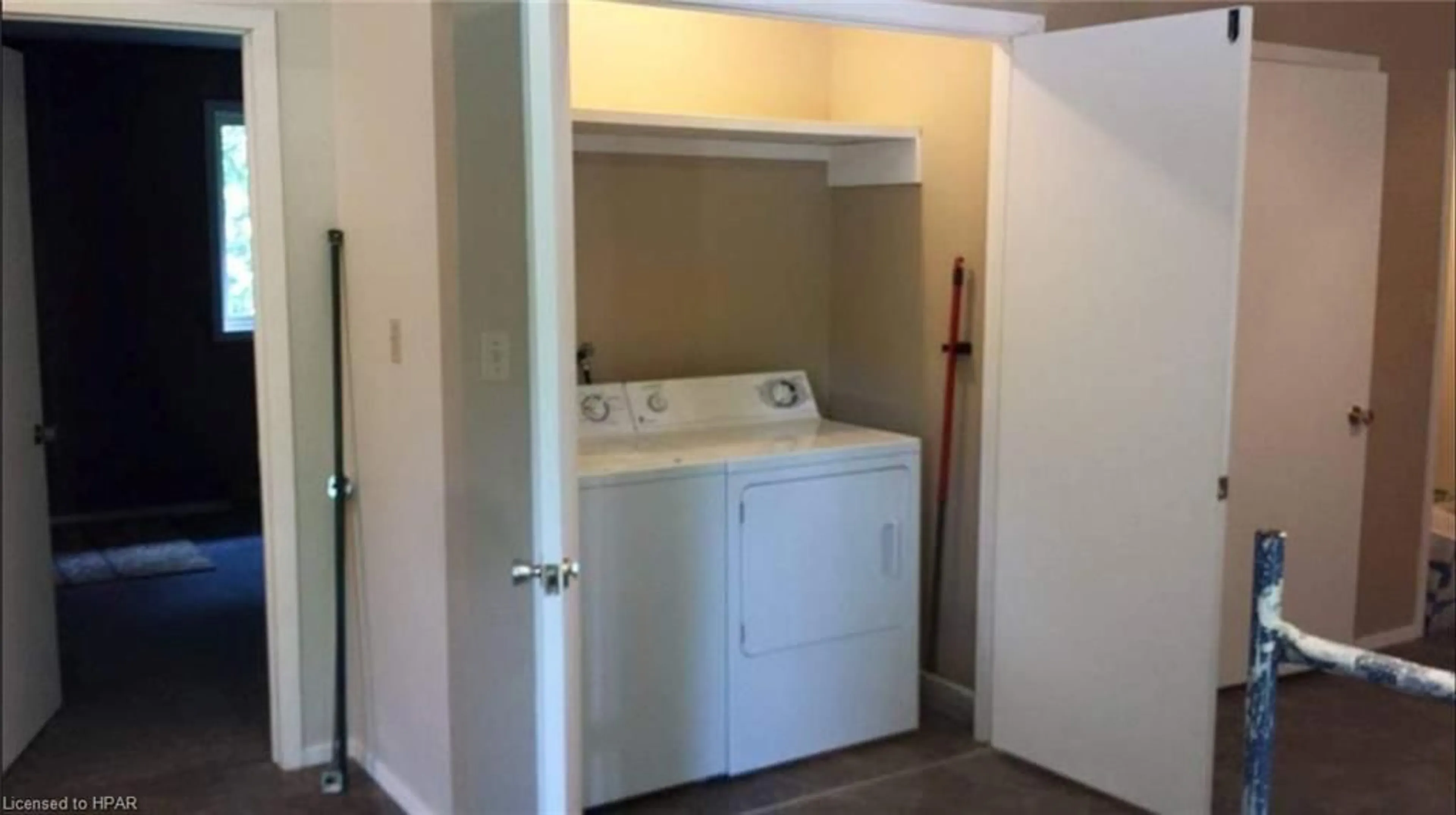 Laundry room for 390 & 392 Shuter St, Wingham Ontario N0G 2W0