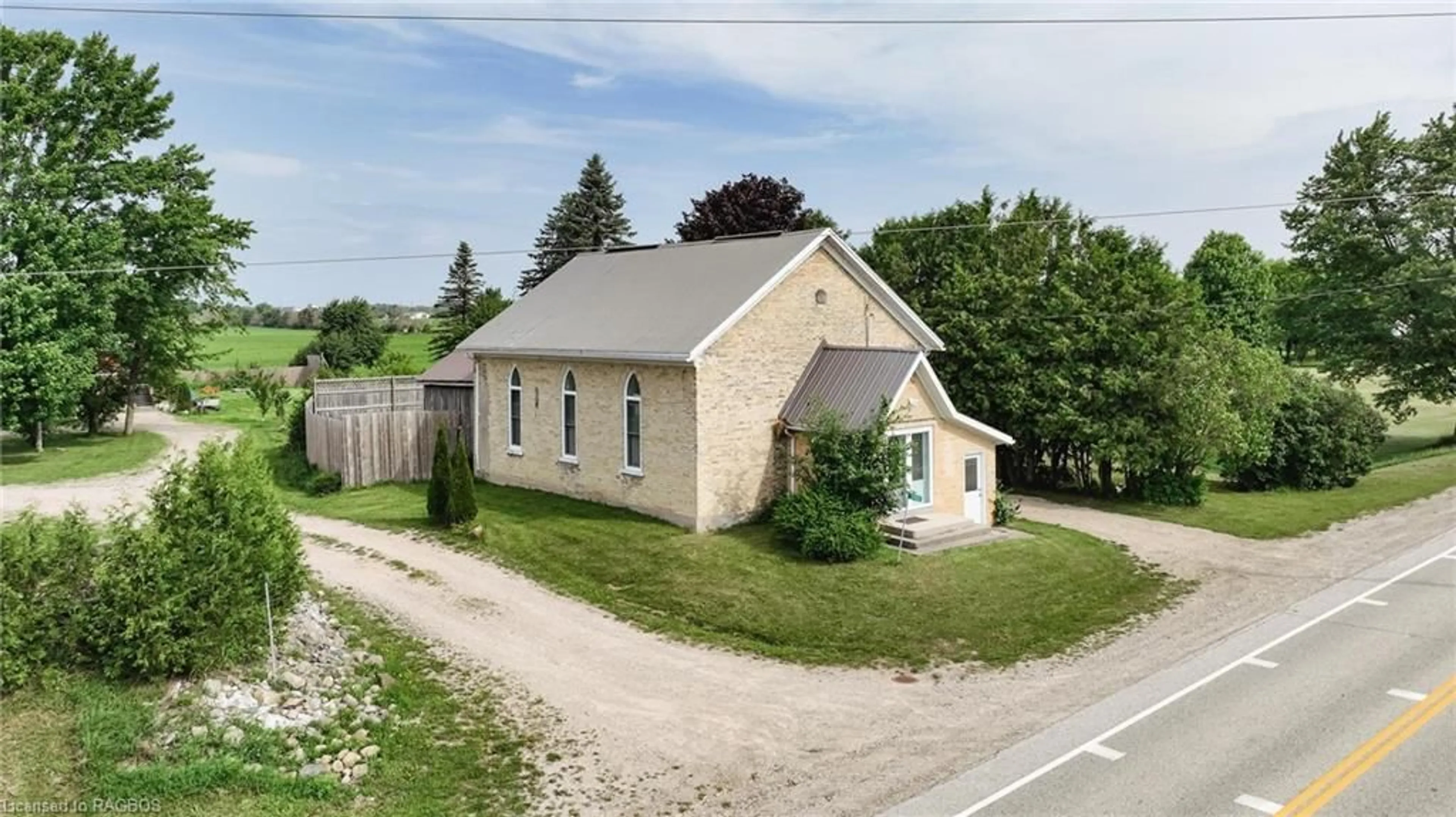 Cottage for 1695 Bruce Road 1, Kinloss Township Ontario N2Z 2X5