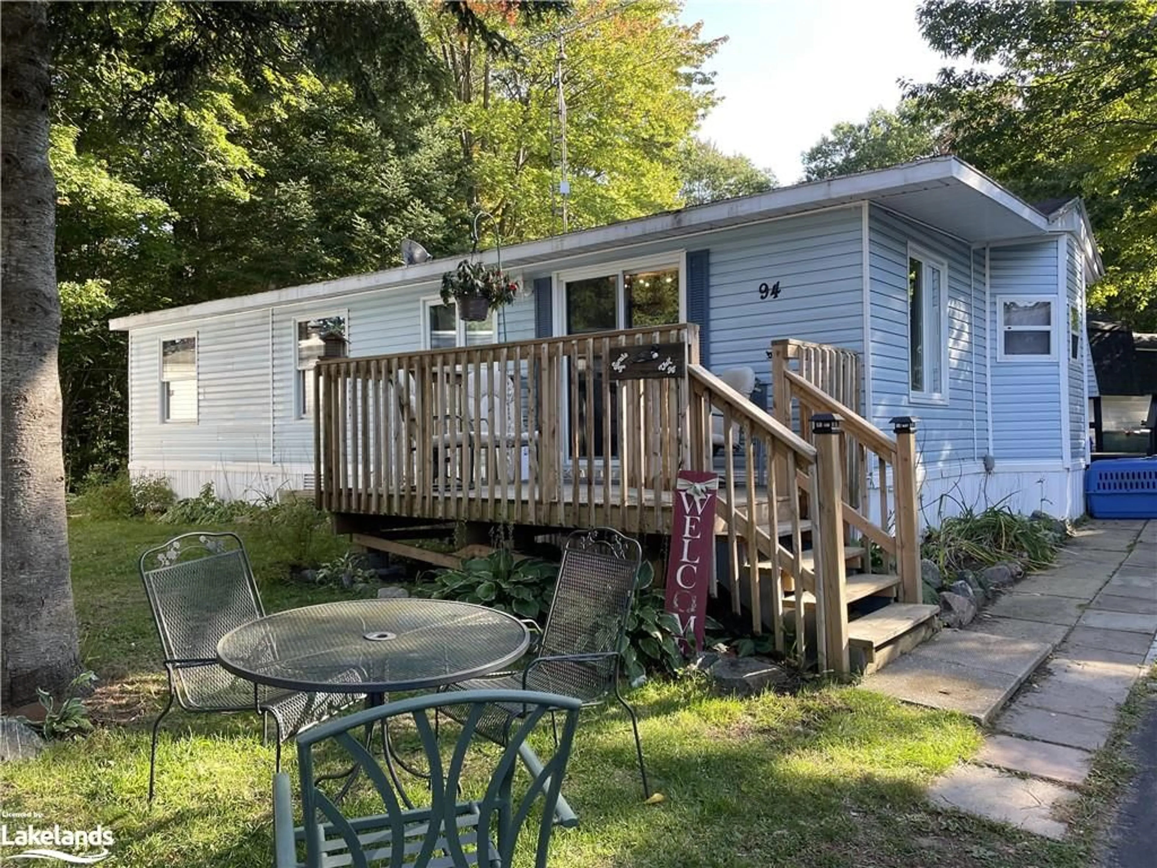 A pic from exterior of the house or condo for 1007 Raccoon Rd #94, Gravenhurst Ontario P1P 0C4