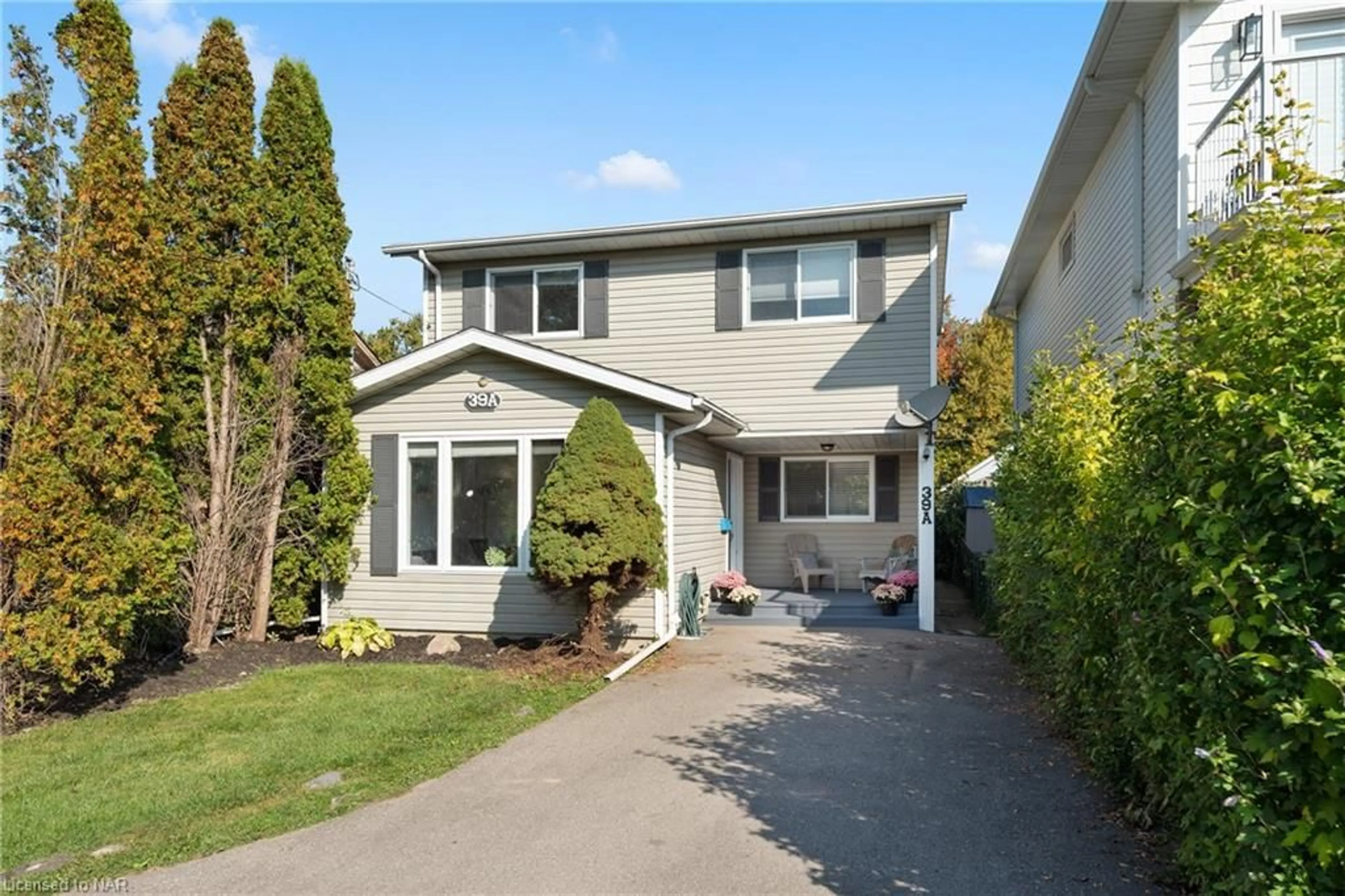 Frontside or backside of a home for 39A Beachaven Dr, St. Catharines Ontario L2M 1A6