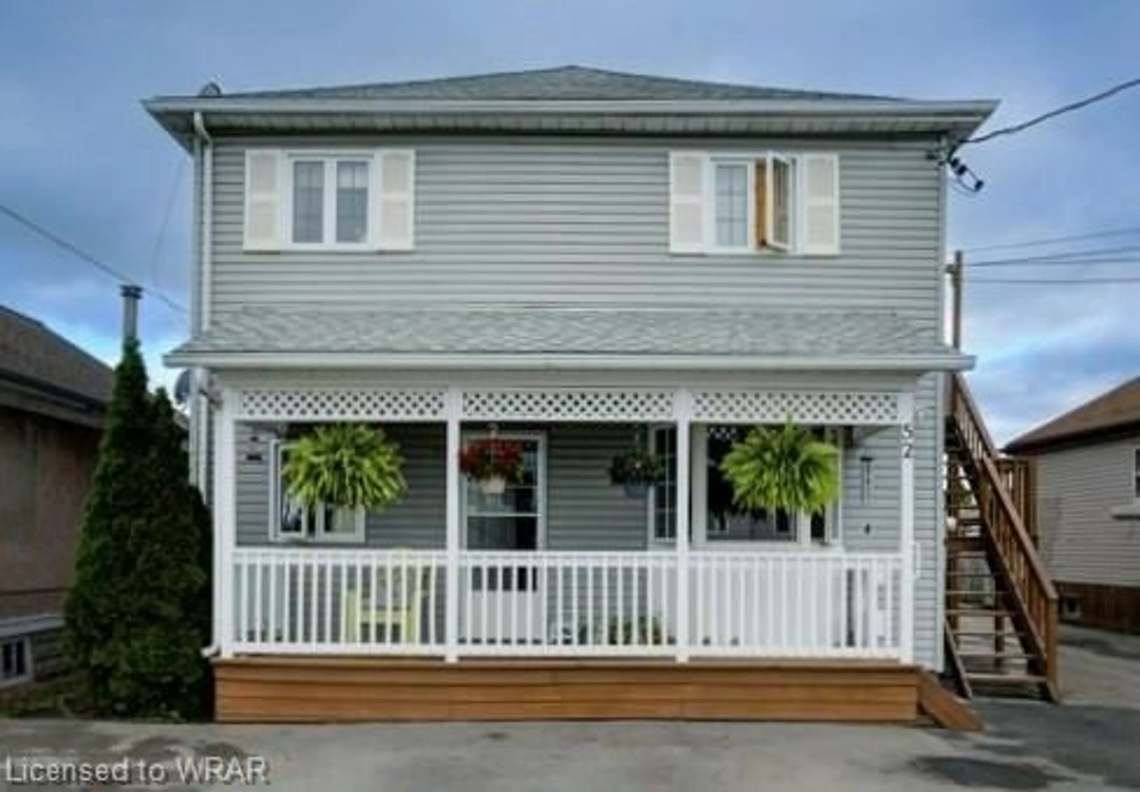 A pic from exterior of the house or condo for 52 Elizabeth St, Port Colborne Ontario L3K 2B5