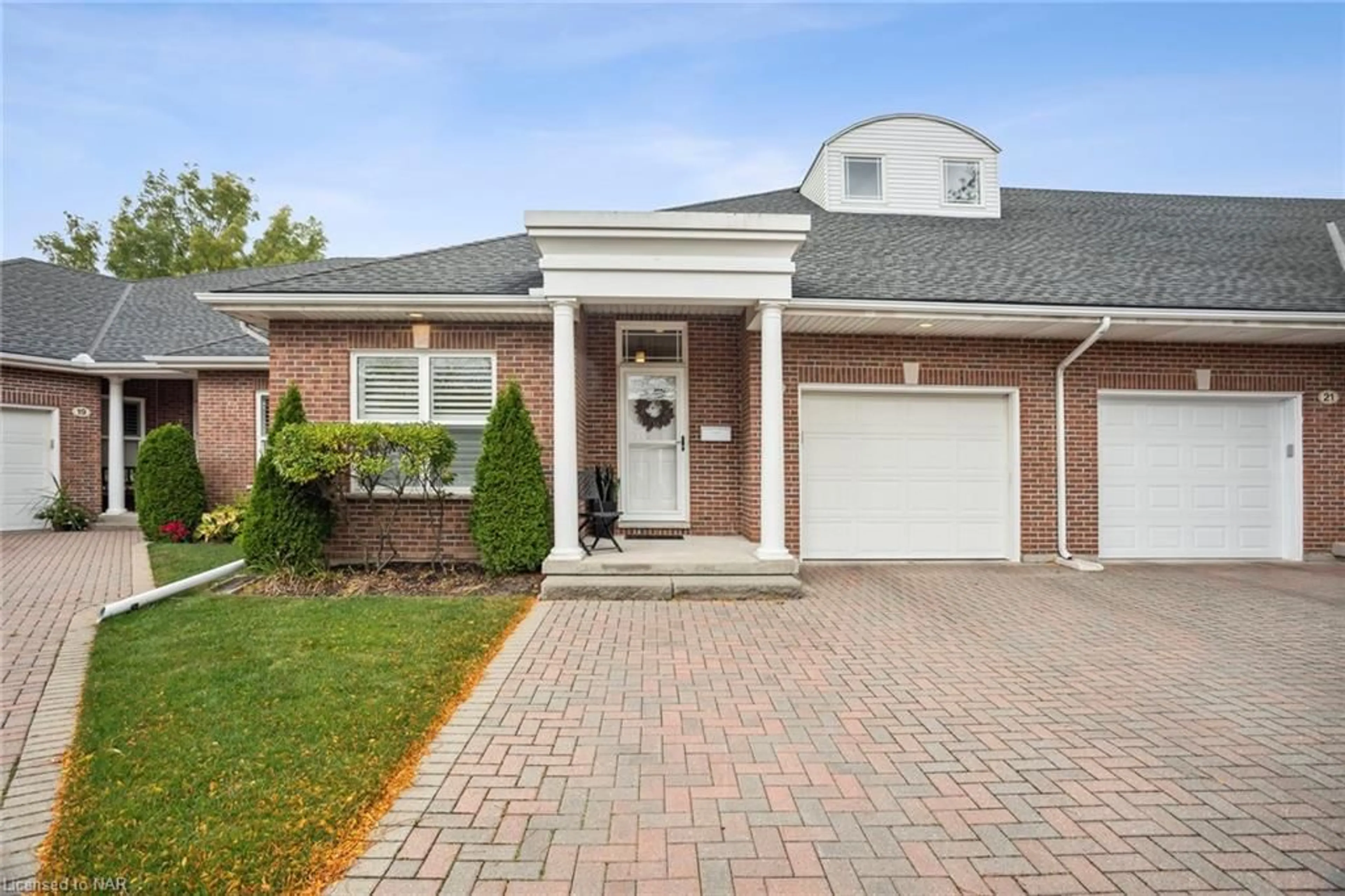 Home with brick exterior material for 3381 Montrose Rd #20, Niagara Falls Ontario L2H 0J9