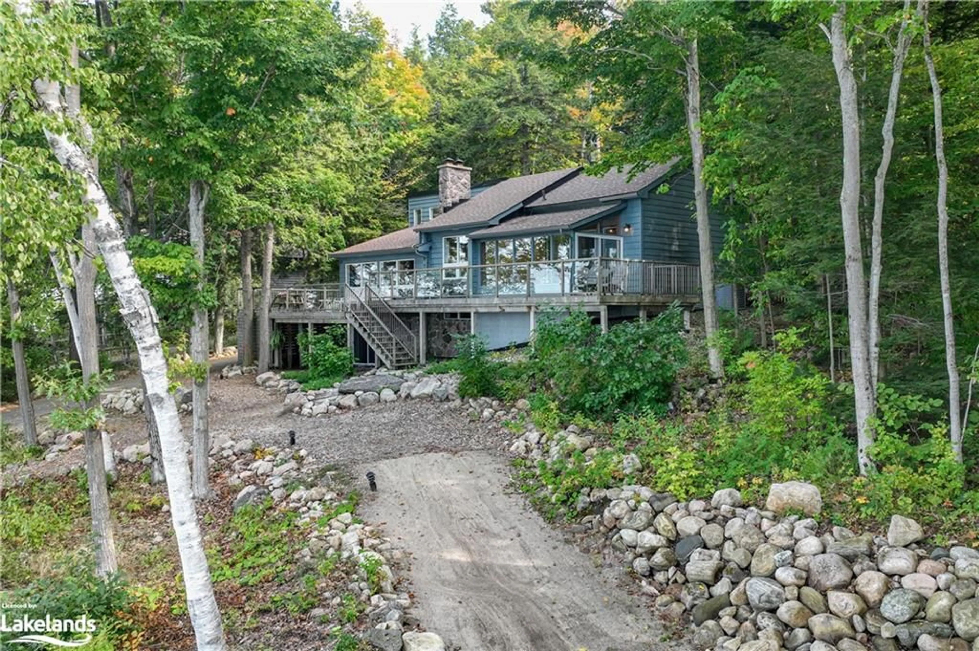 Cottage for 234 North Shore Dr, Tiny Ontario L9M 2H7