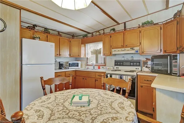 Additional property image - 1429 Sheffield Rd Unit 8 Paradise Cove