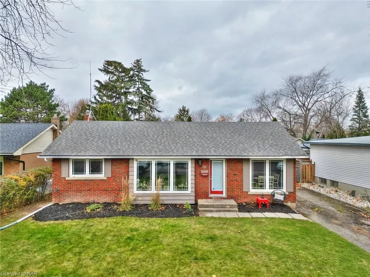17 Spring Garden Blvd, St. Catharines, Ontario Sold Wahi