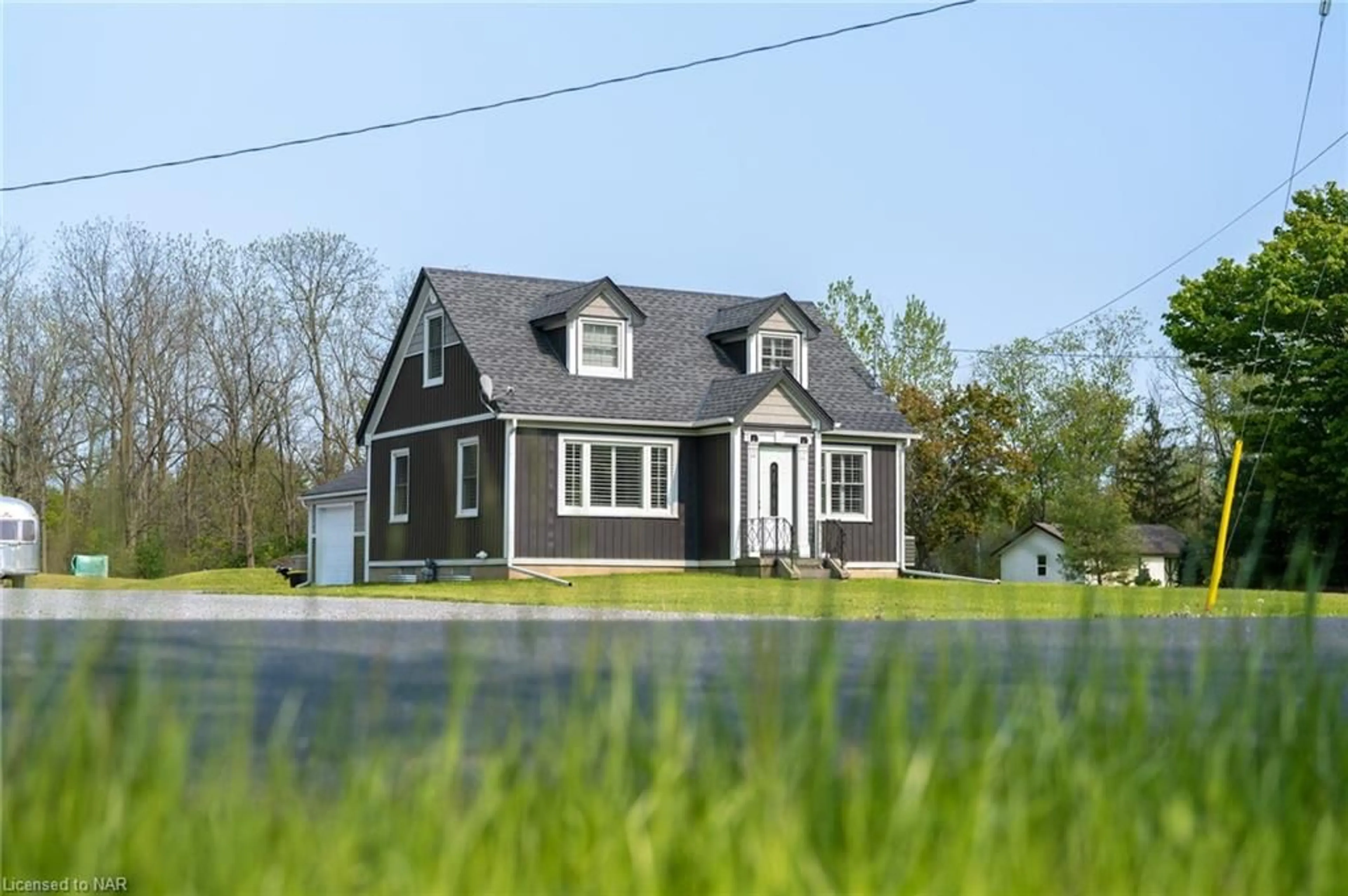 Cottage for 560 Rosehill Rd, Fort Erie Ontario L2A 5M4