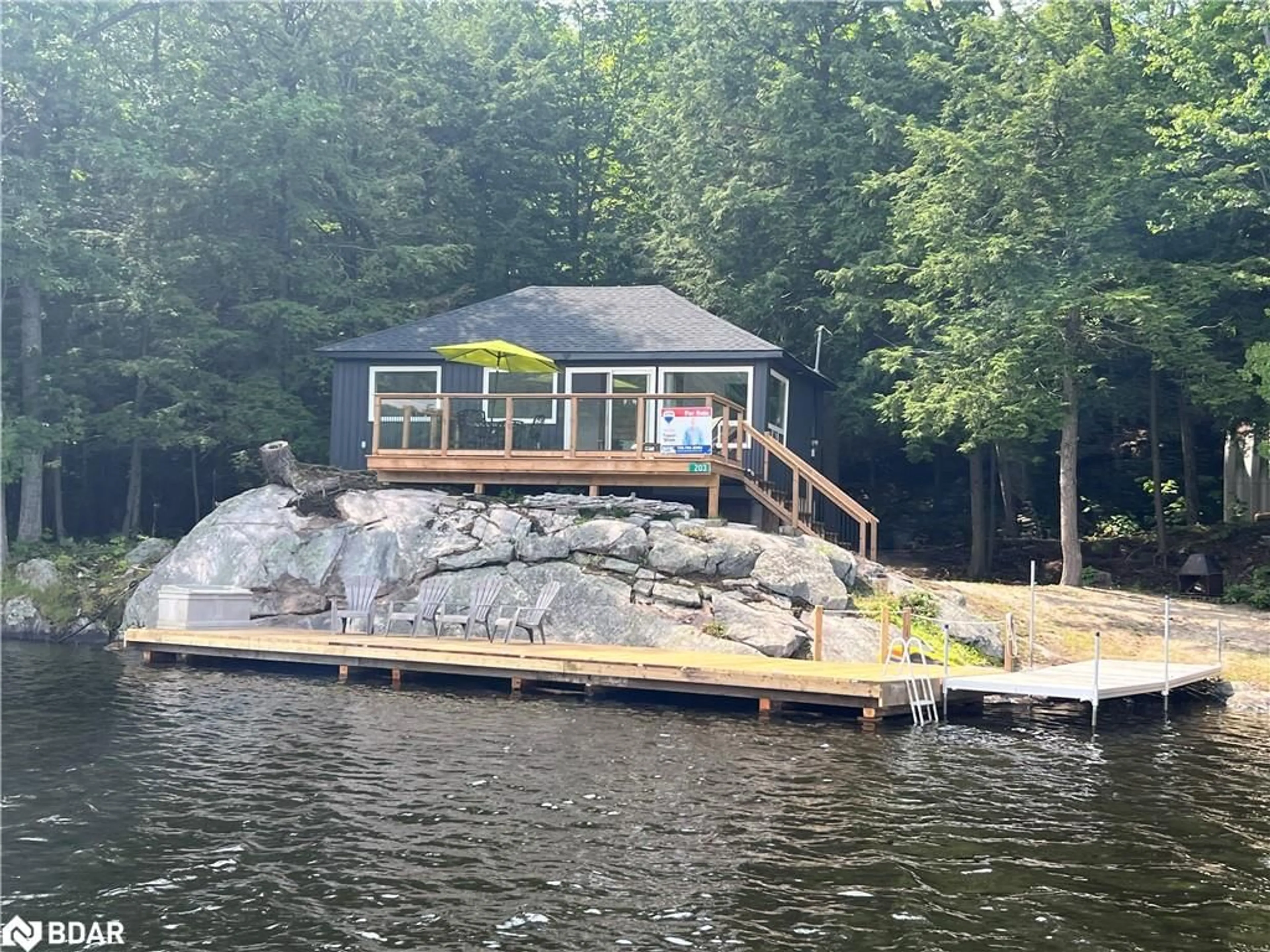 Cottage for 203 Healey Lake Water Rd, ARCHIPELAGO Ontario P0C 1H0