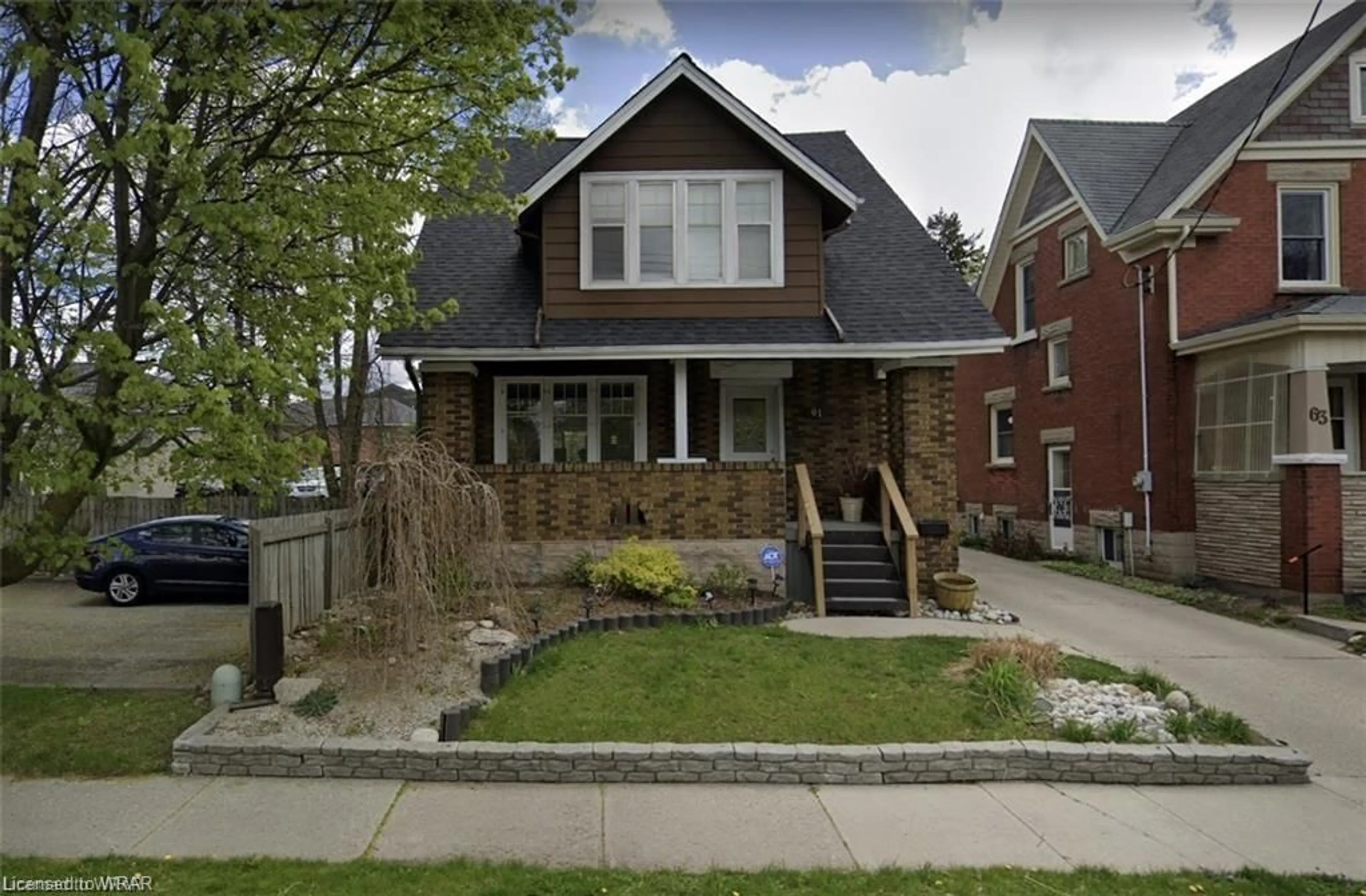 Frontside or backside of a home for 61 Mount Hope St, Kitchener Ontario N2G 2J5