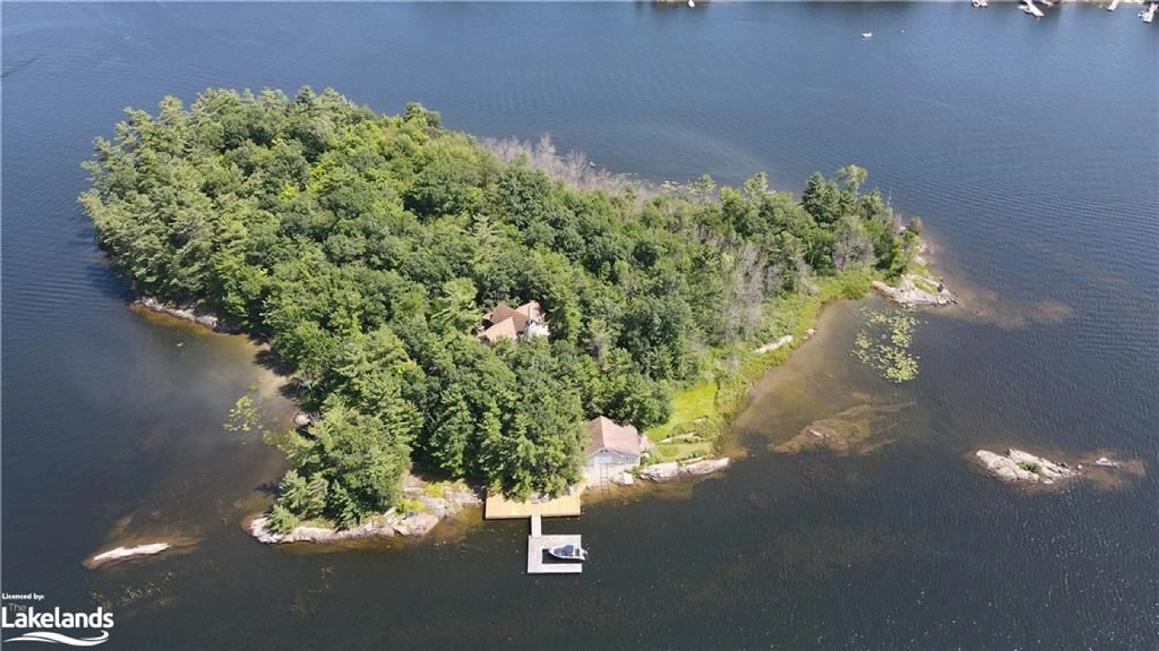 Cottage for 2 Island 880/Cow Island, Honey Harbour Ontario P0E 1E0