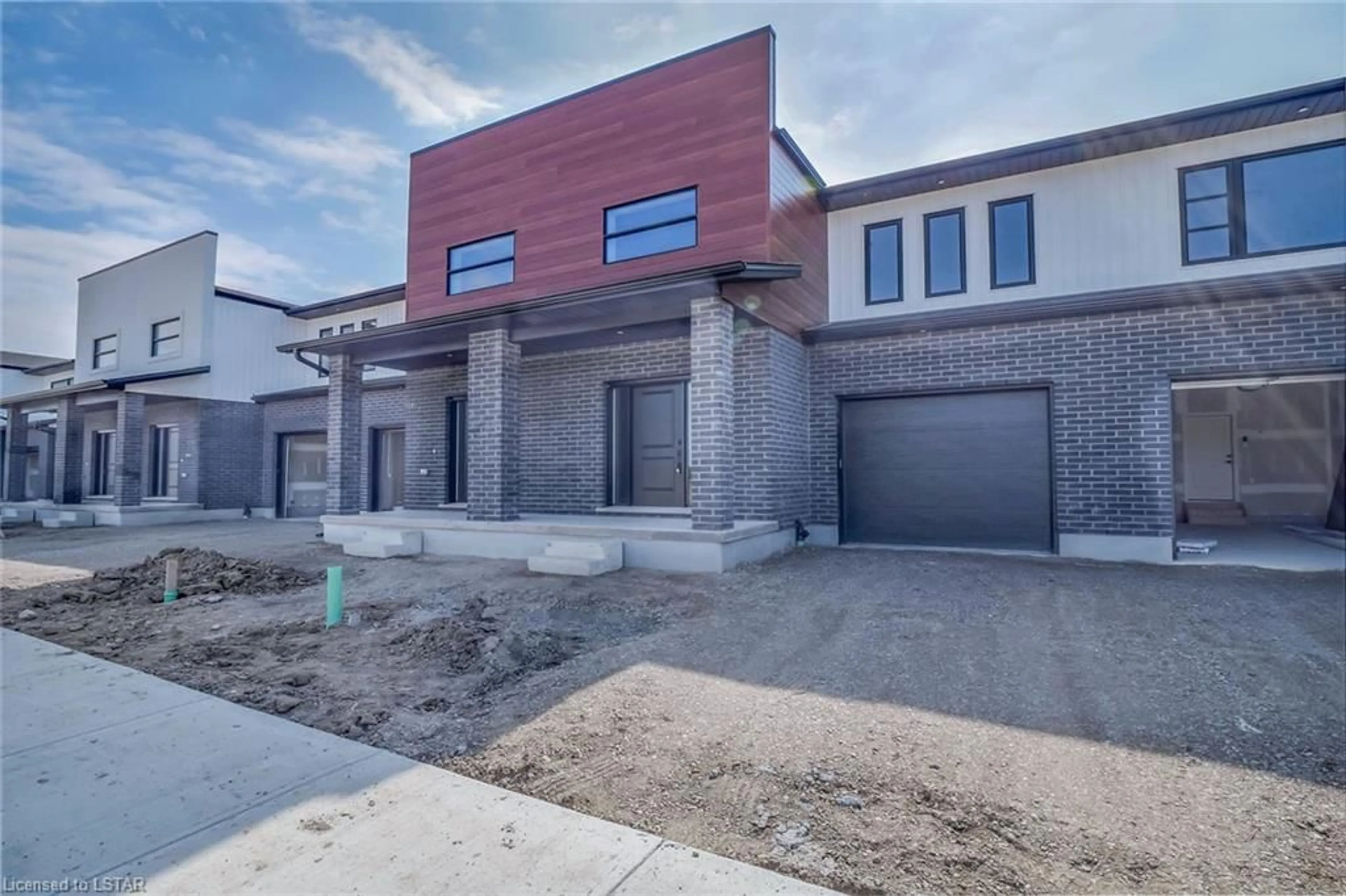 Home with brick exterior material for 6803 Royal Magnolia Ave, London Ontario N6P 0J6