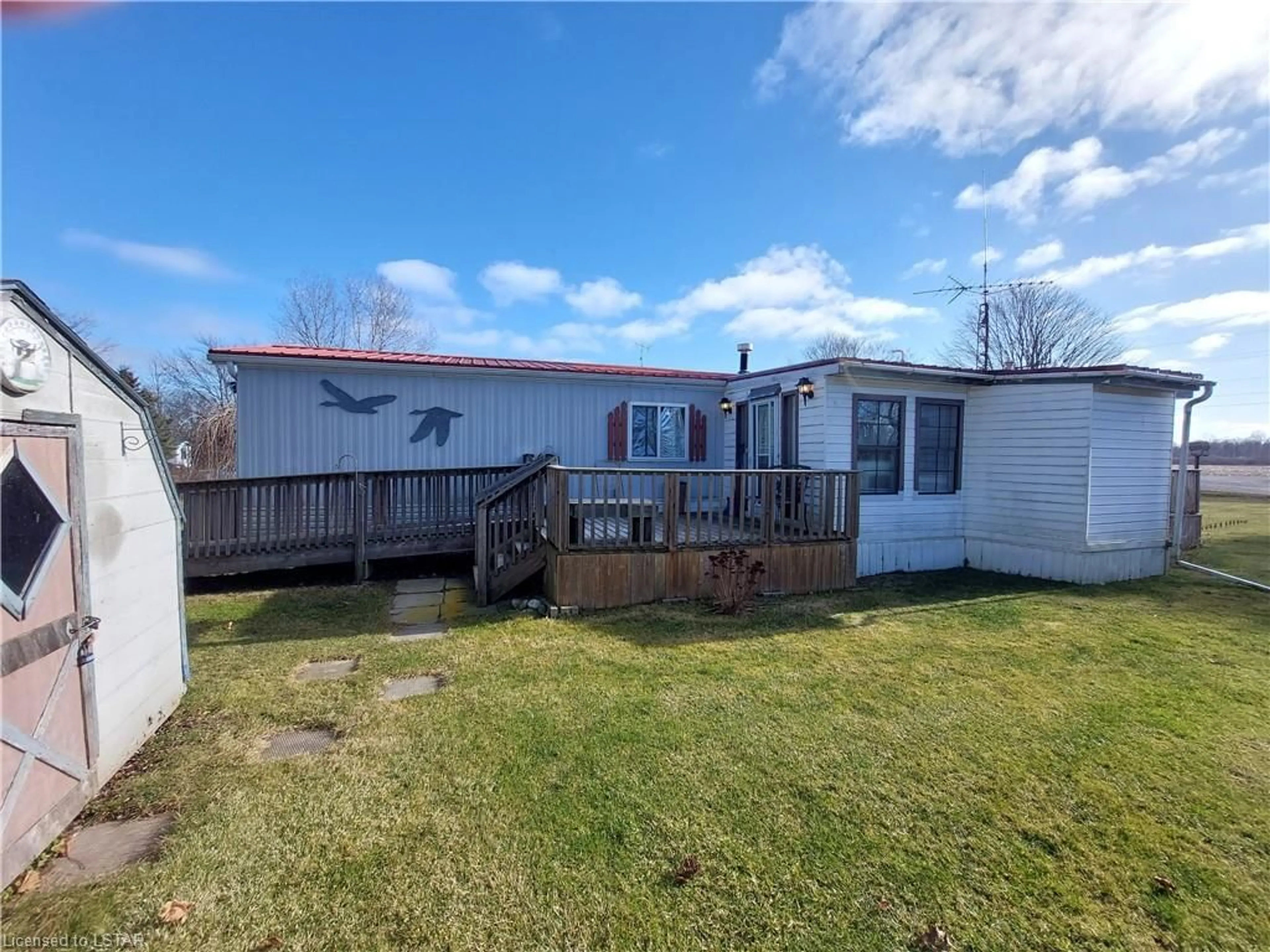 Frontside or backside of a home for 4899 Plank Rd #26, Port Burwell Ontario N0J 1T0