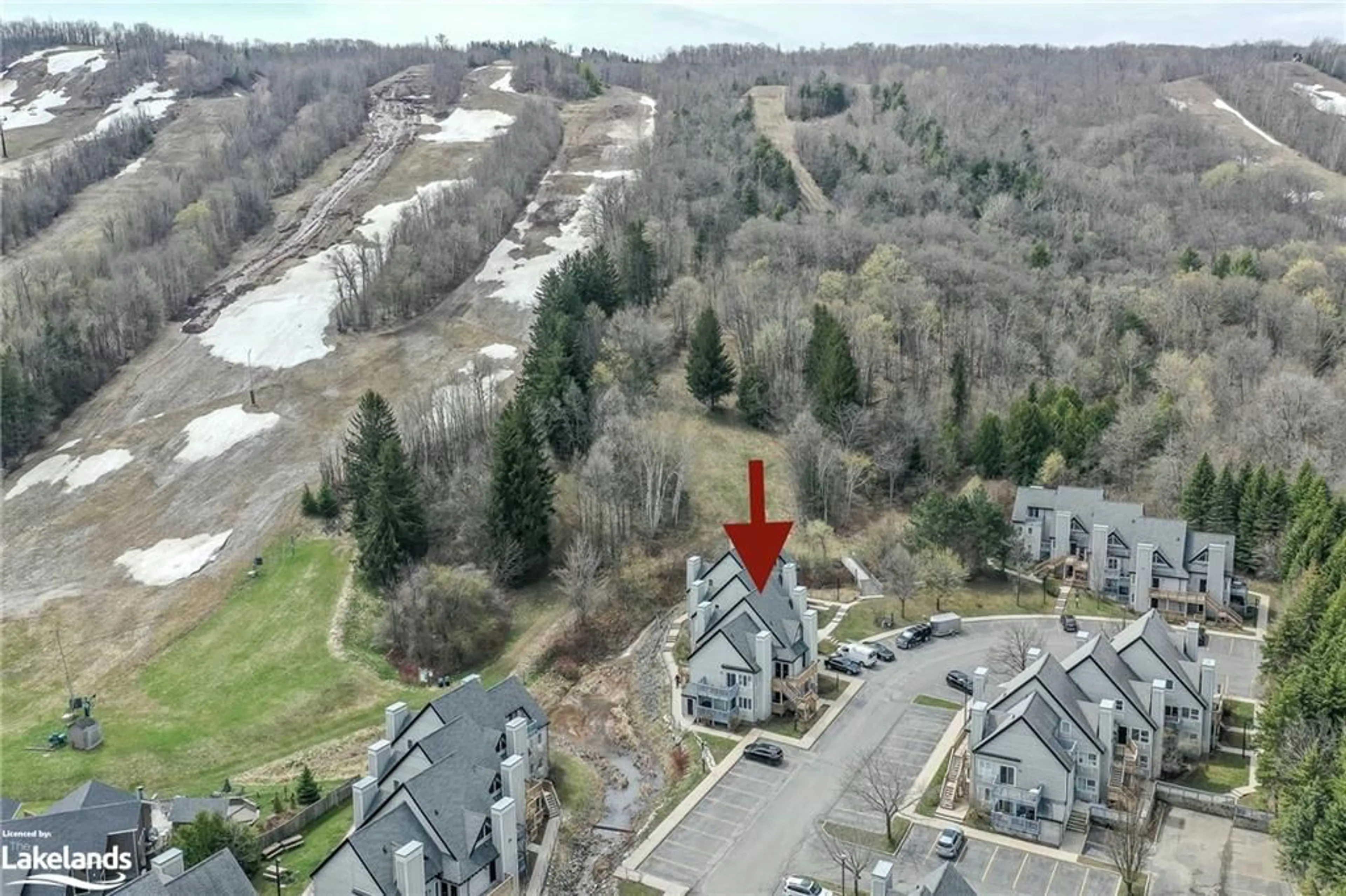 A pic from exterior of the house or condo for 796468 19 Grey Rd #810, The Blue Mountains Ontario L9Y 0N6