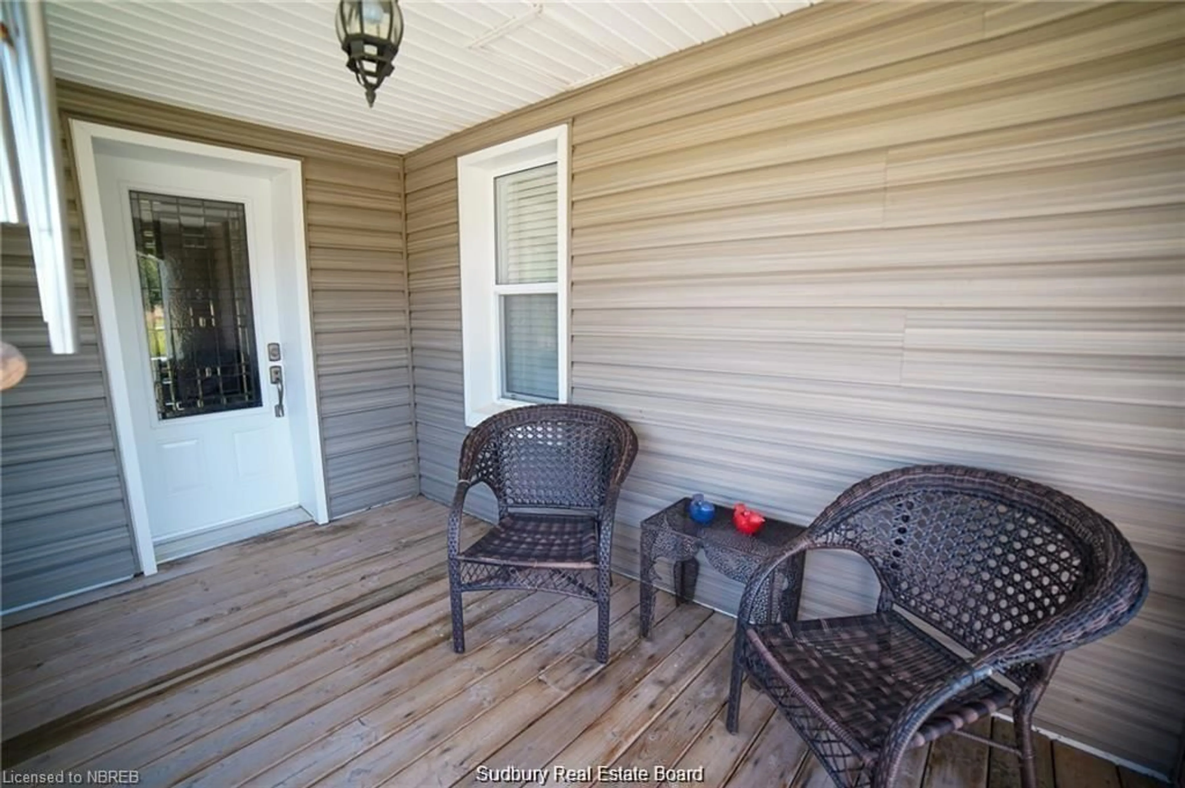 Patio for 802 Piquette Rd, Verner Ontario P0H 2M0