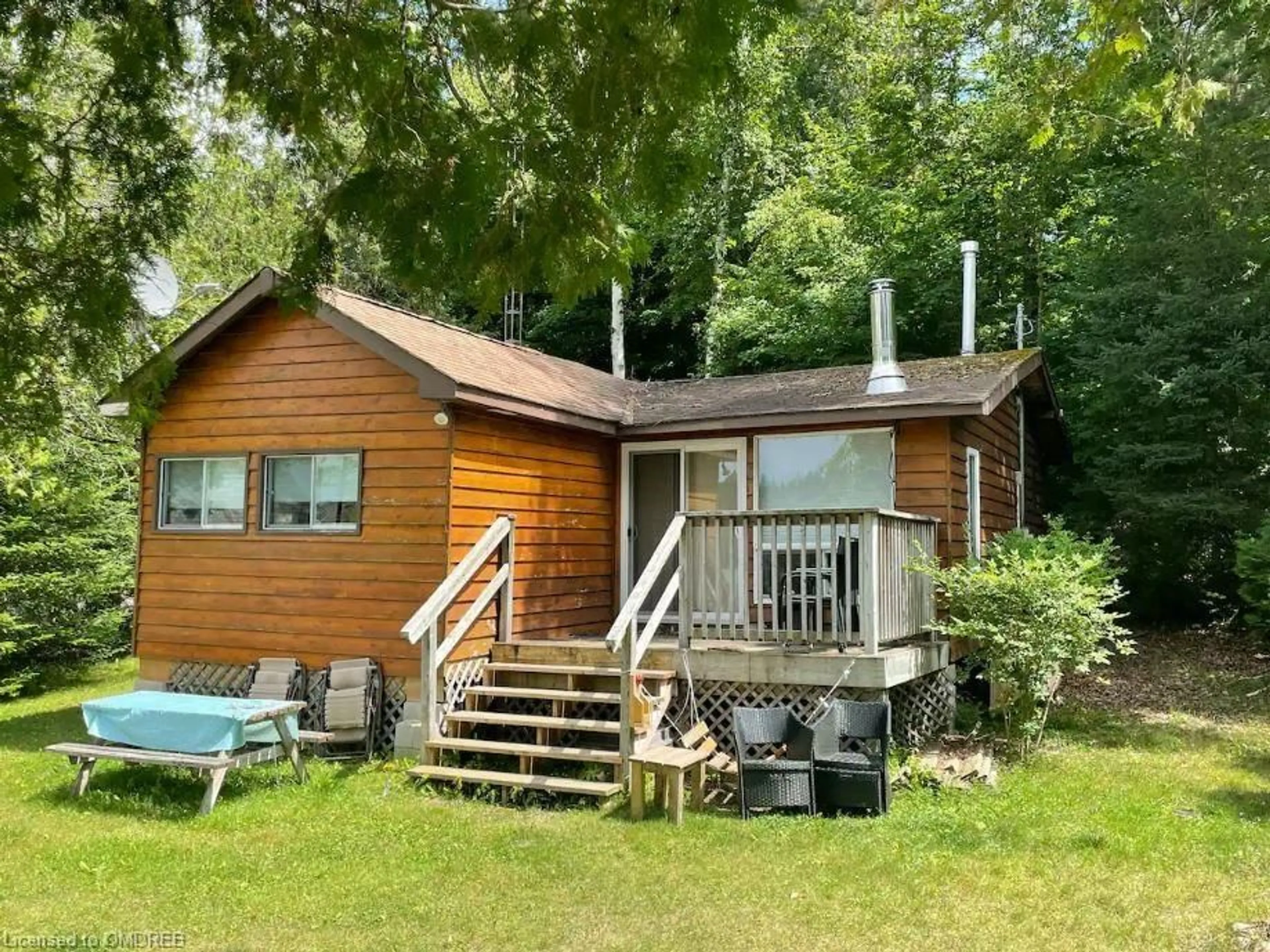 Cottage for 1569G Weslemkoon Lake Rd, Limerick Ontario K0L 1W0